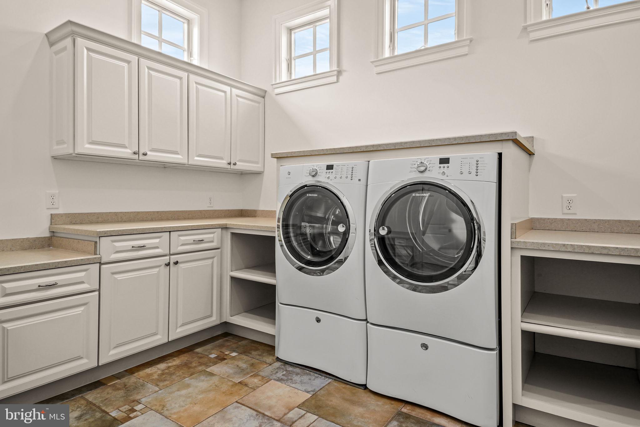 GLEN RIDDLE - Residential