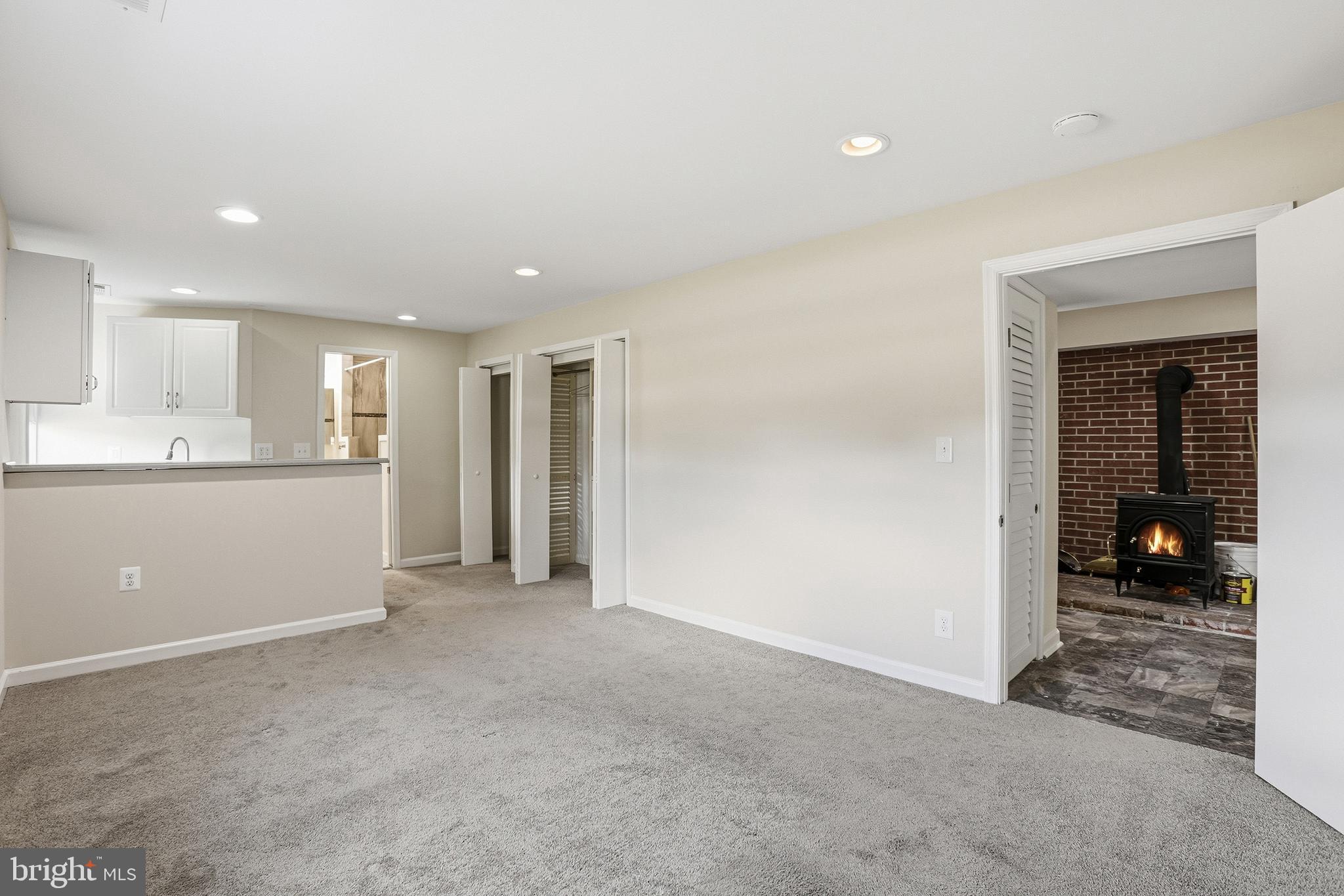 ROLLING WOODS - Residential