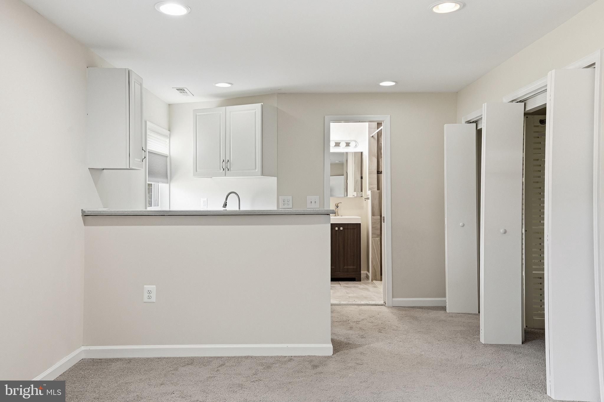 ROLLING WOODS - Residential