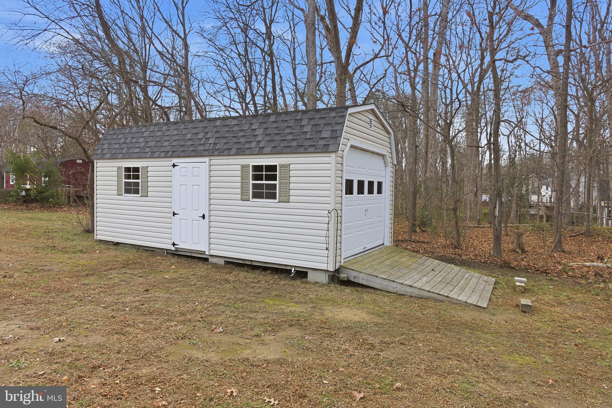 ROLLING WOODS - Residential