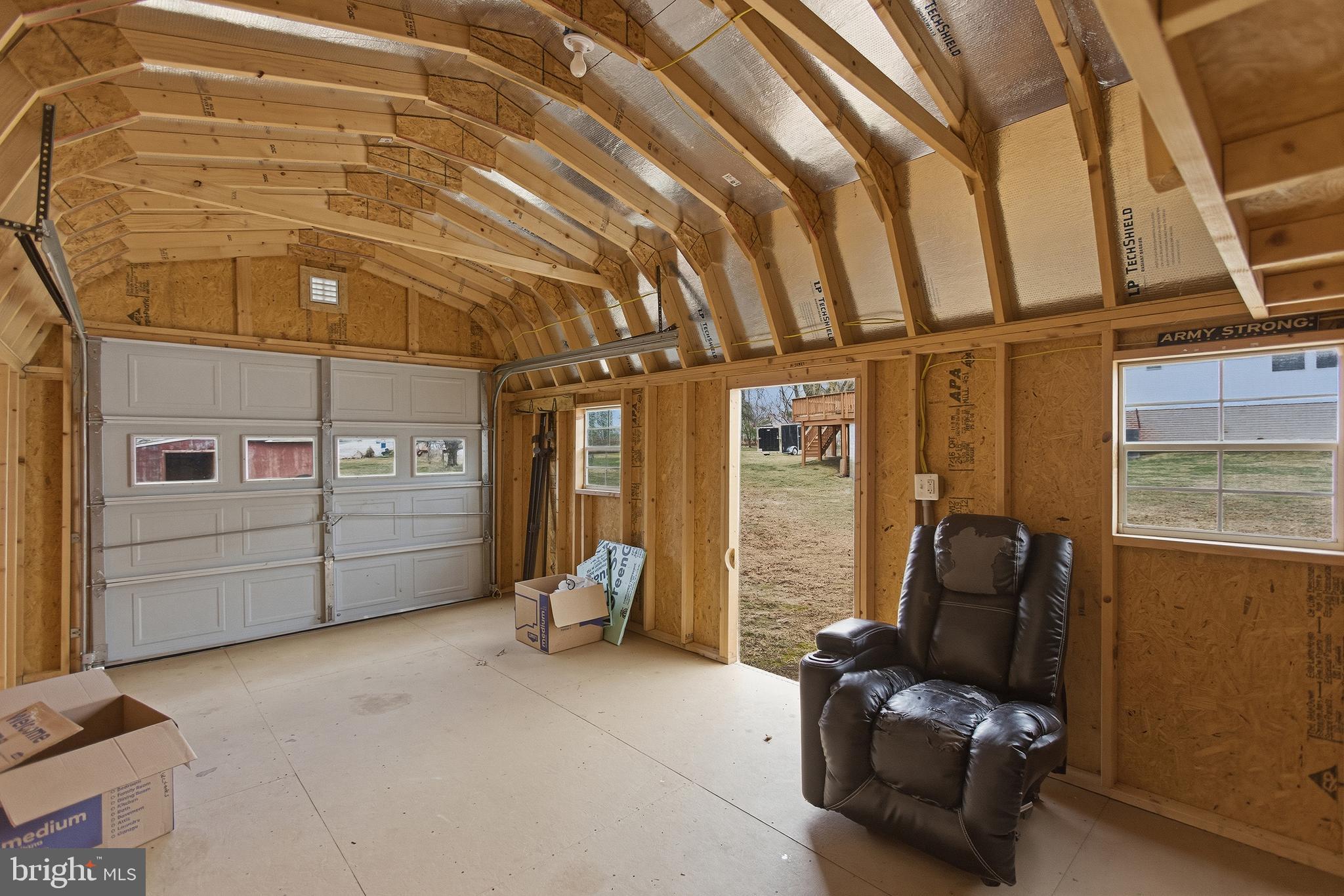 ROLLING WOODS - Residential