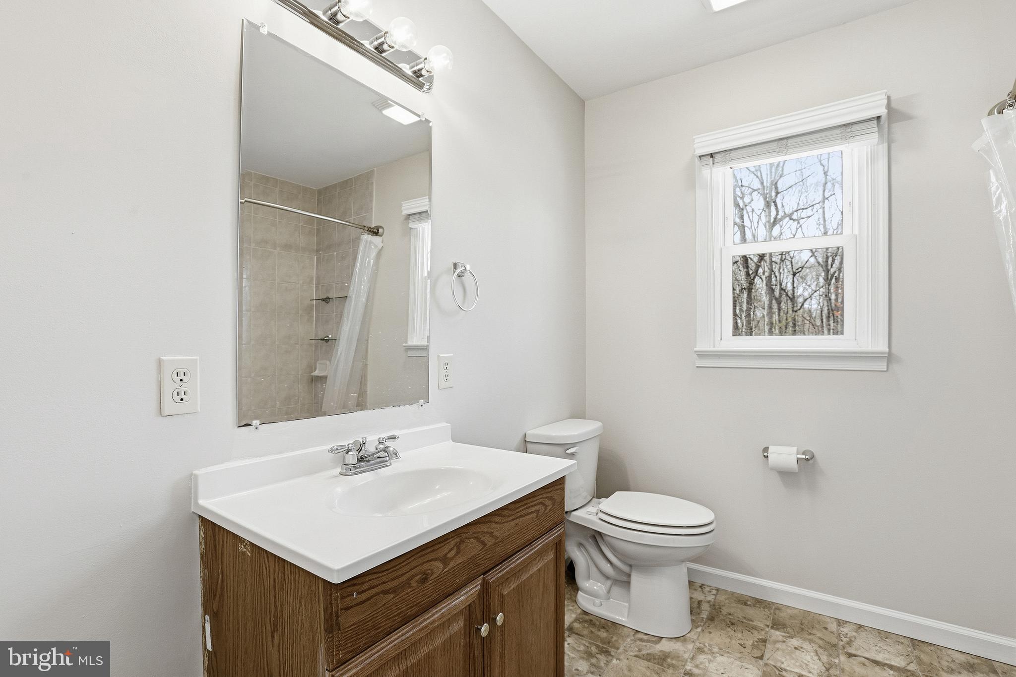 ROLLING WOODS - Residential