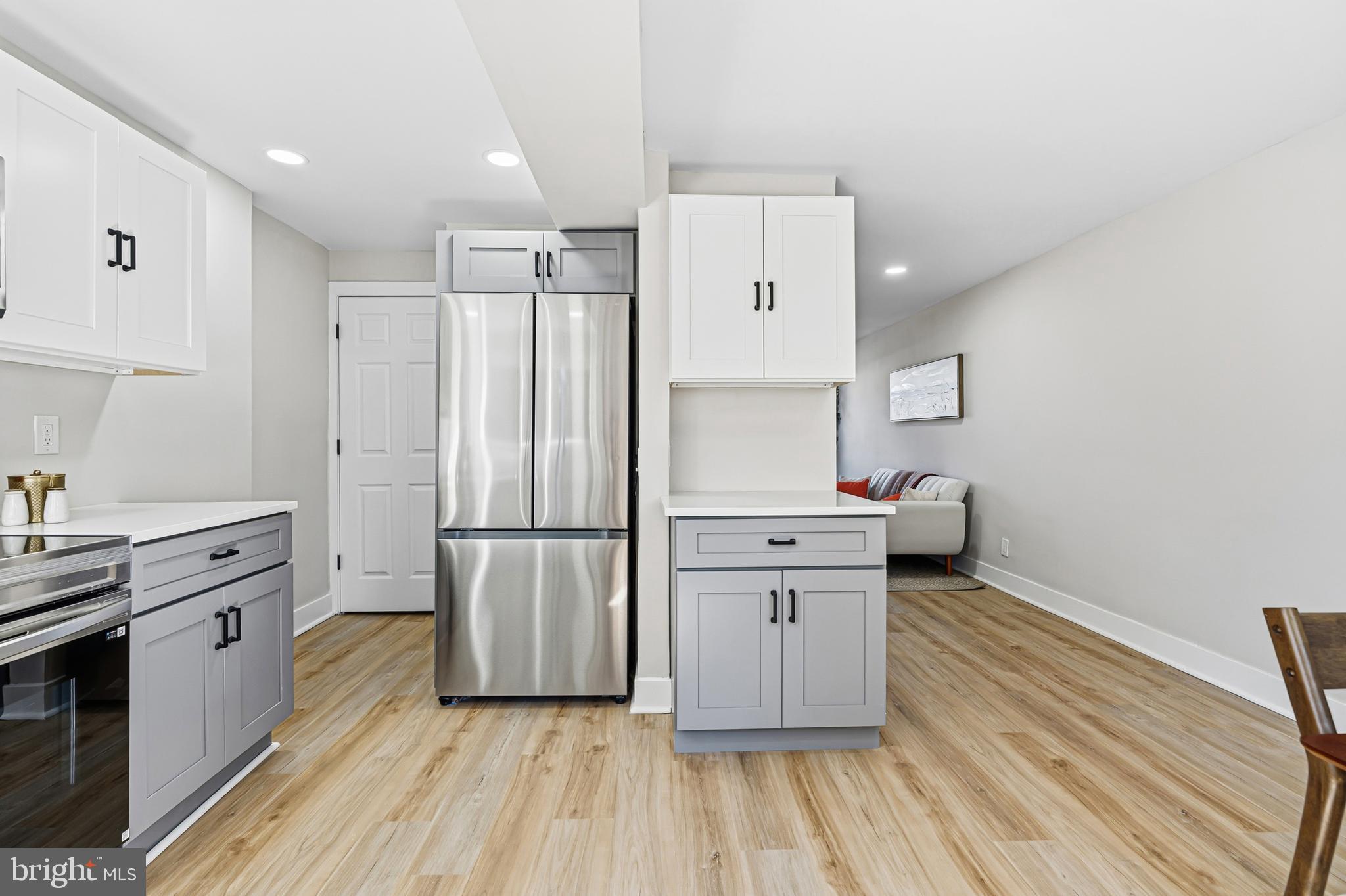 DELMAR VILLAGE - Residential