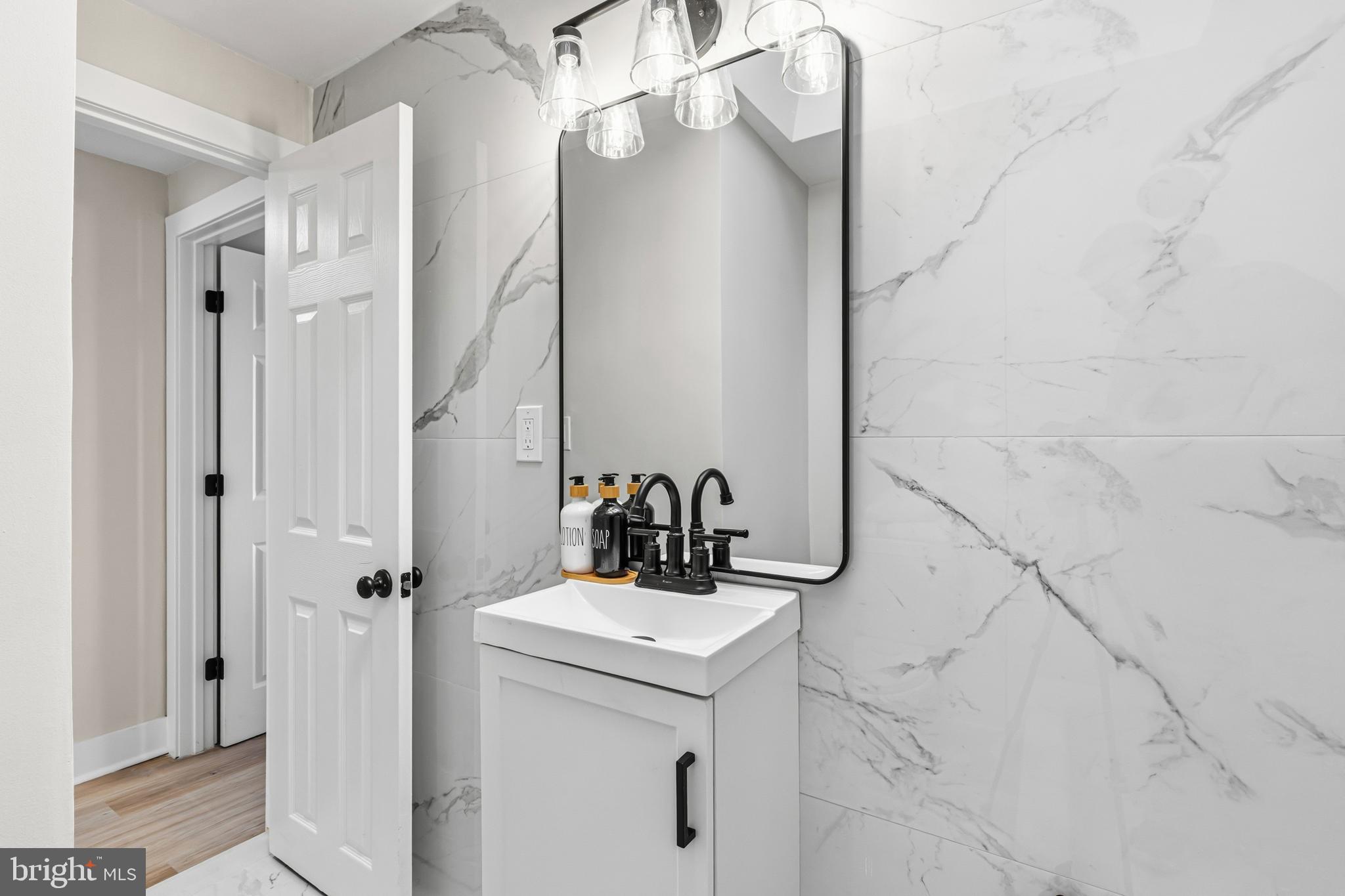 DELMAR VILLAGE - Residential