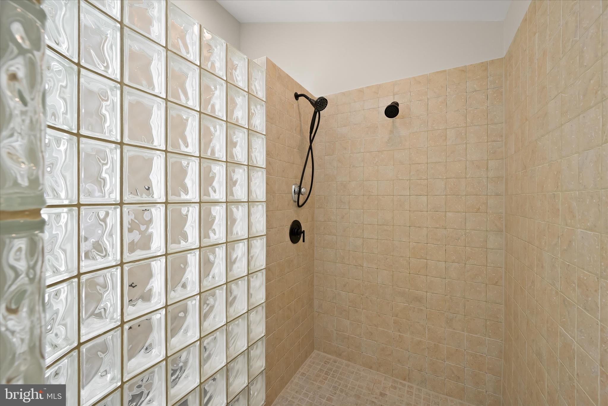 WHITNEYS LANDING - Residential