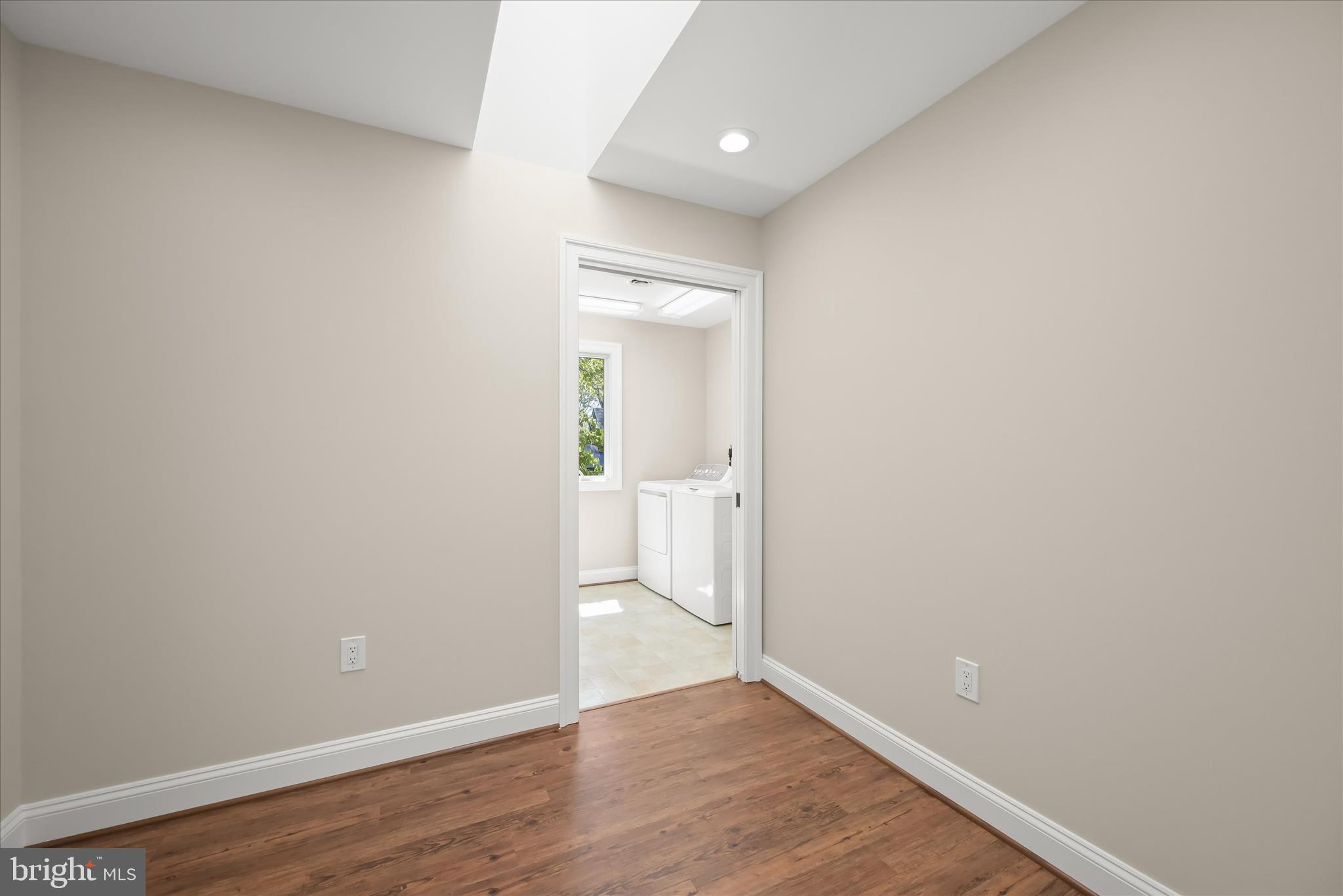 WHITNEYS LANDING - Residential