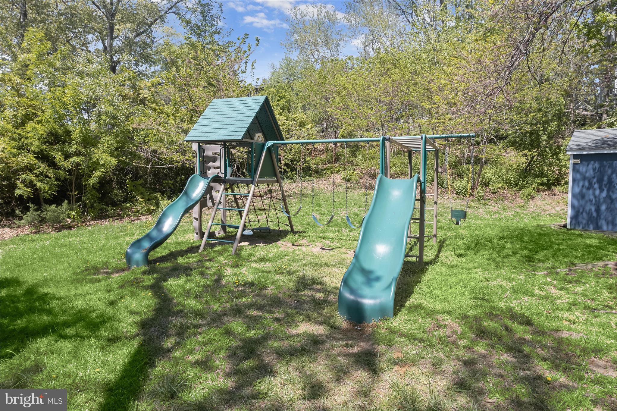 WHITNEYS LANDING - Residential