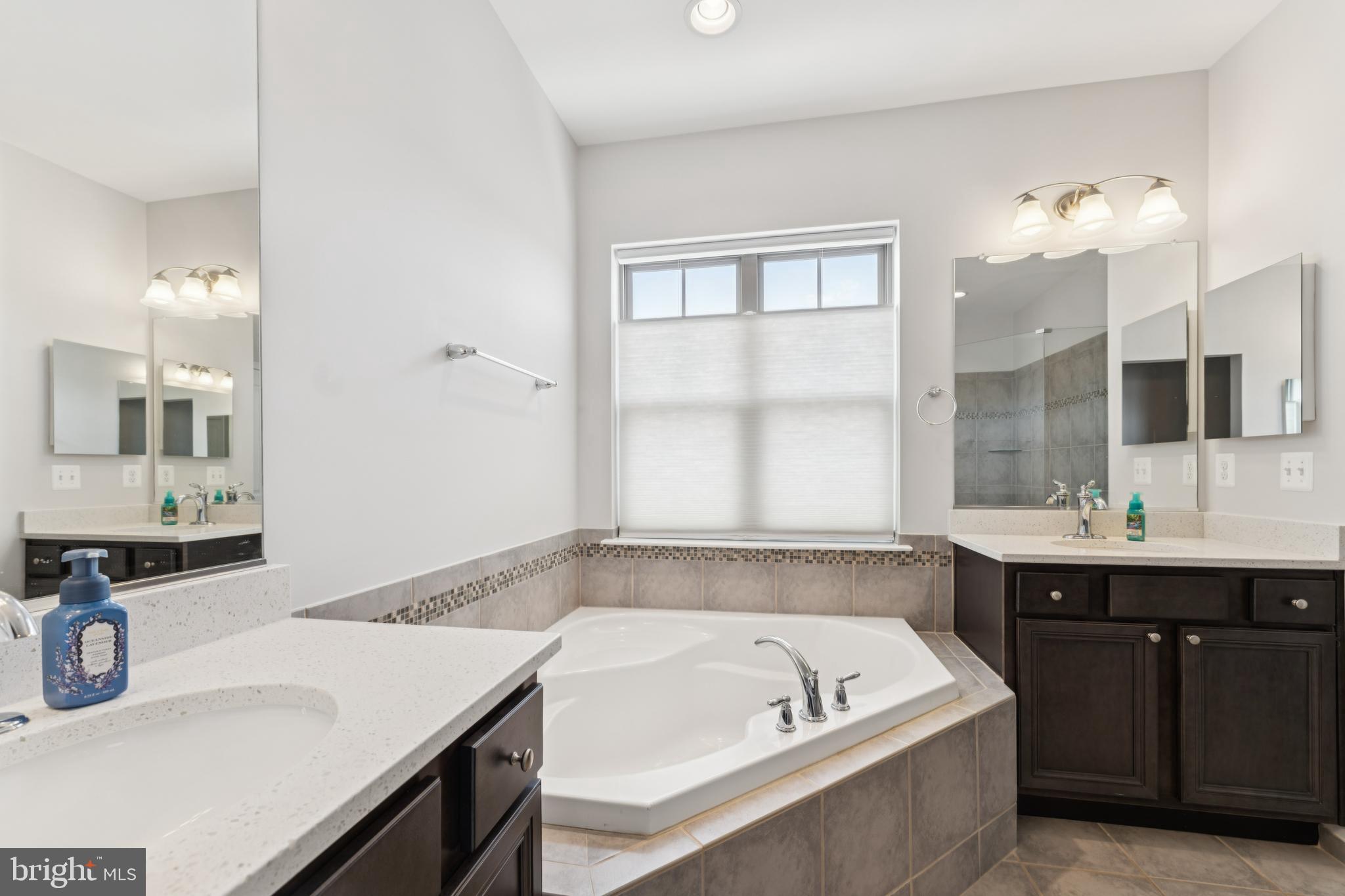 WORMANS MILL - Residential