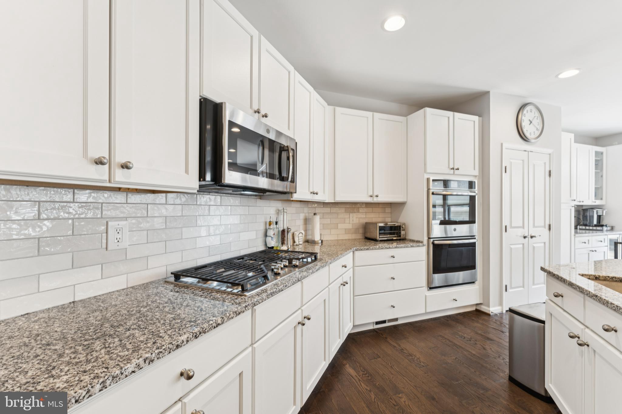 WORMANS MILL - Residential