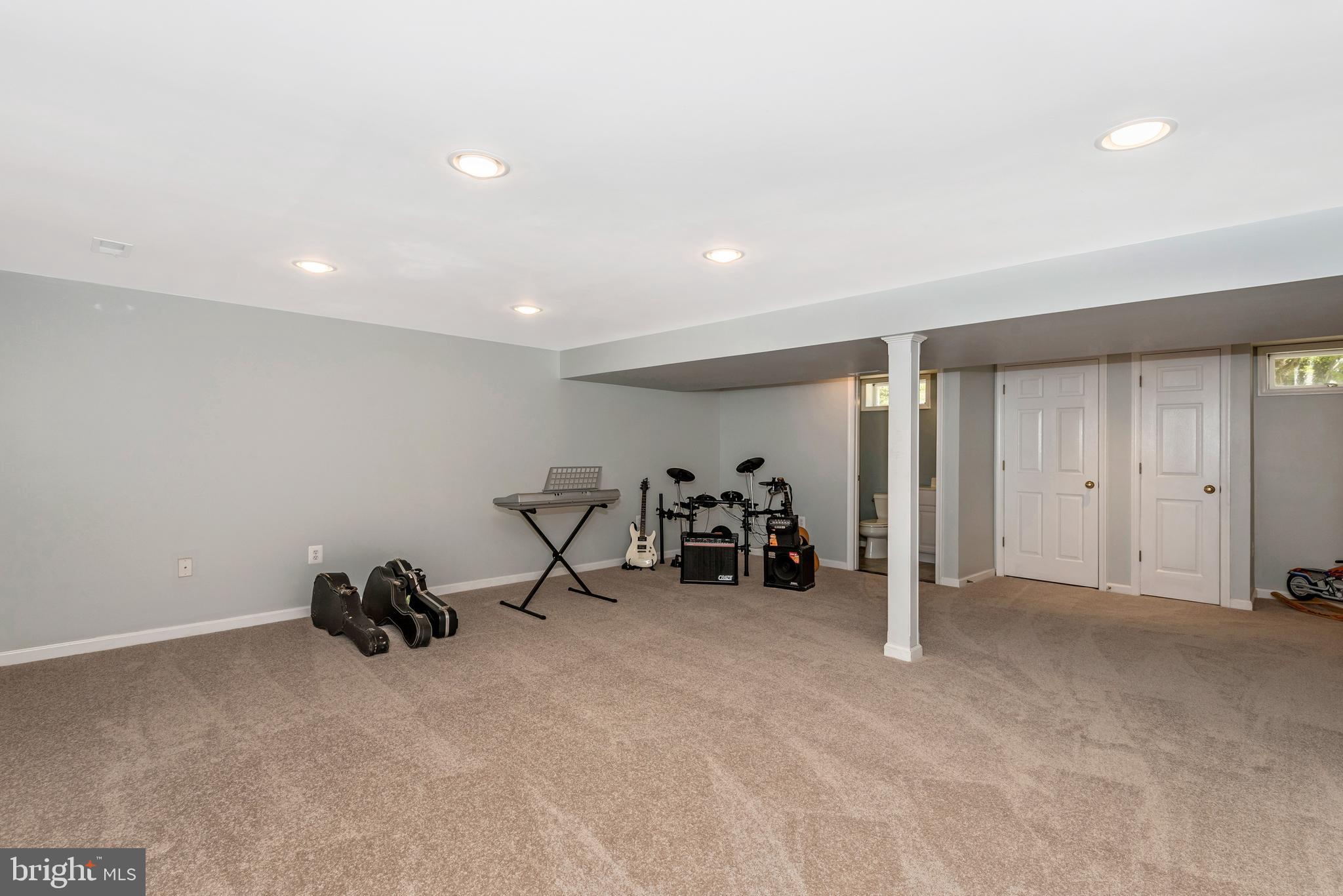 THUNDER HILL - Residential