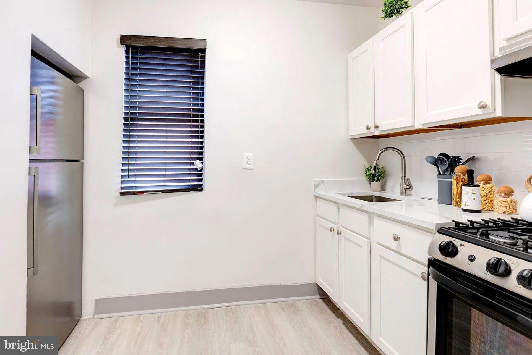 MOUNT VERNON PLACE HISTORIC DISTRICT - Residential Lease