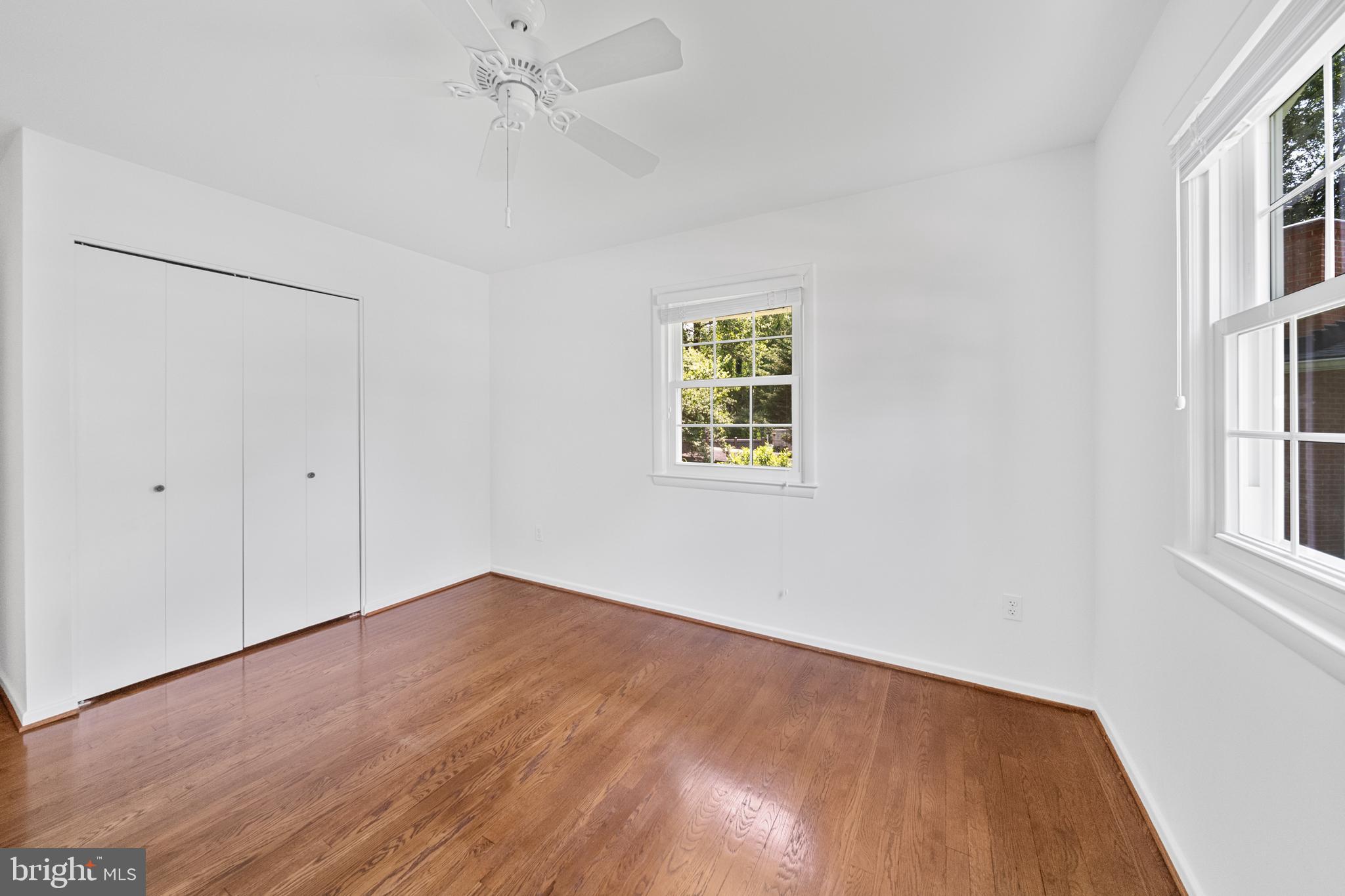 STONEWALL MANOR - Residential