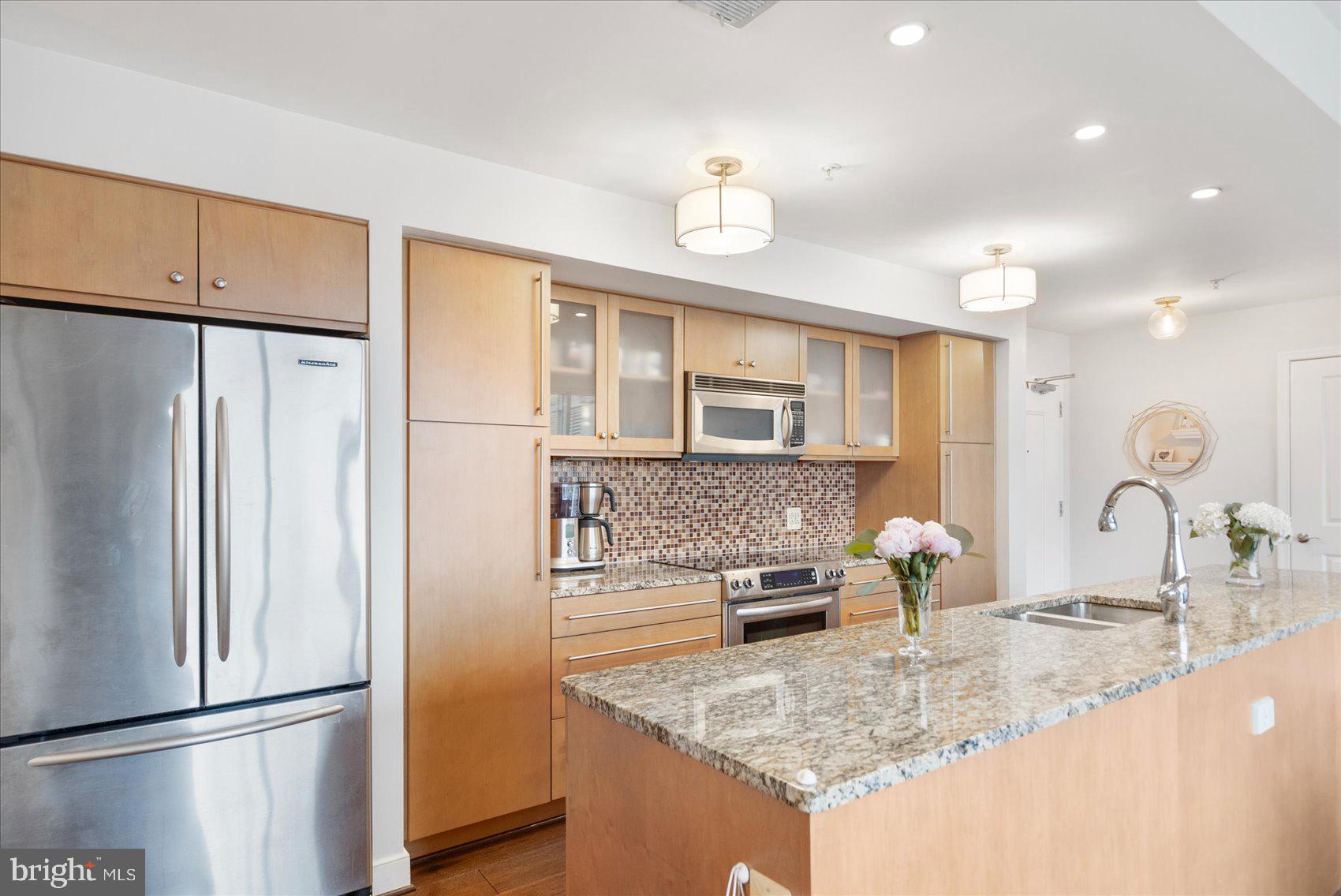 675 PRESIDENT STREET 1406