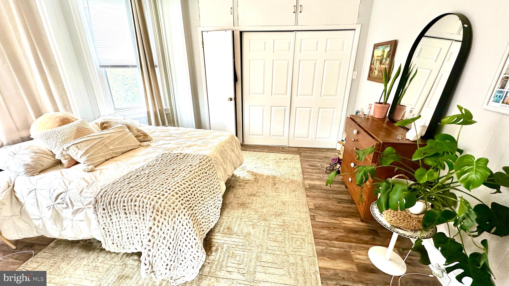 BELLA VISTA - Commercial Sale