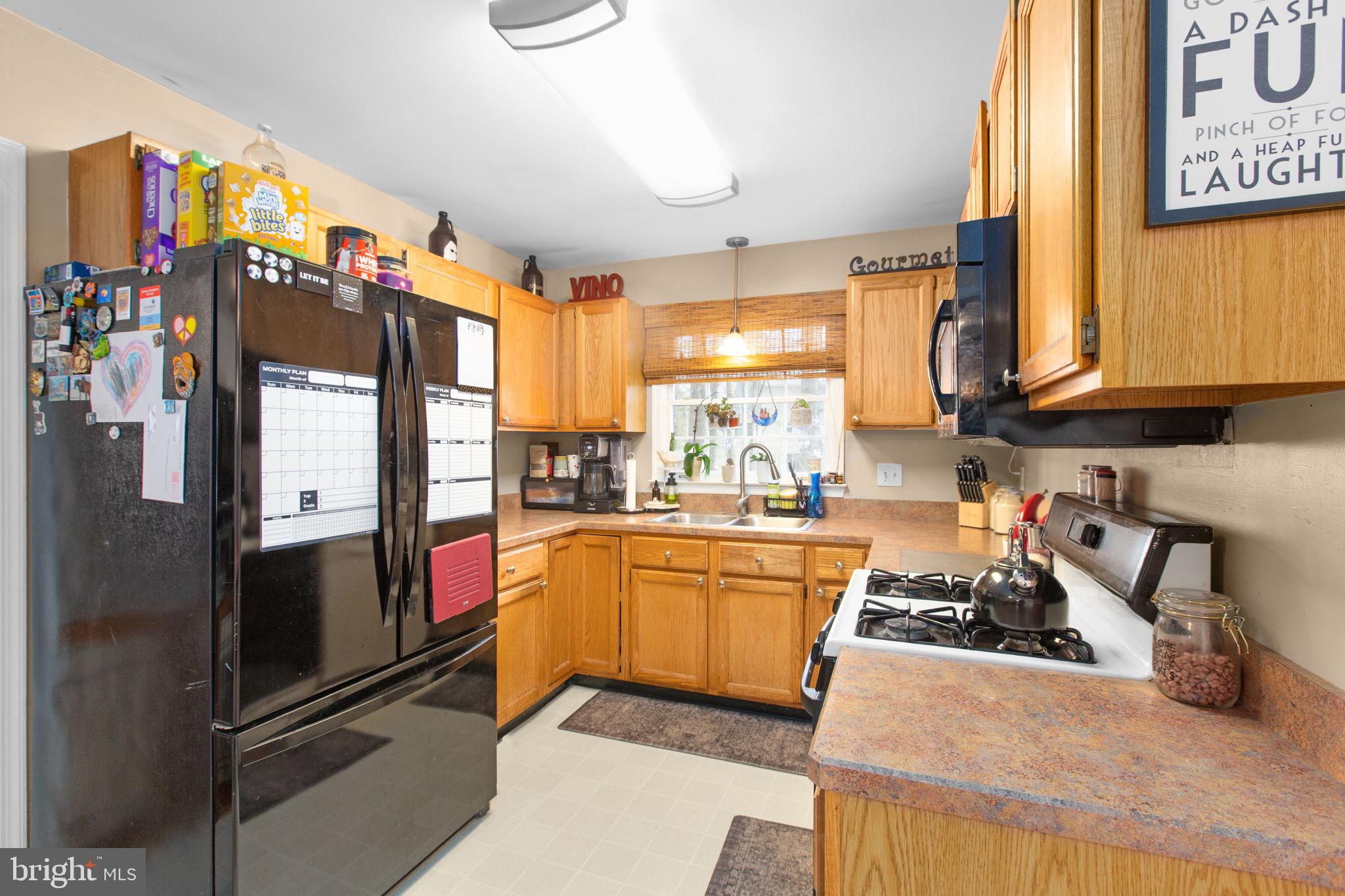 LEAVELLS CROSSING - Residential