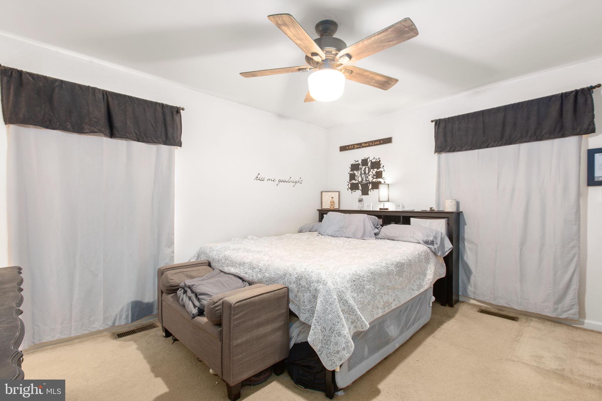 LEAVELLS CROSSING - Residential