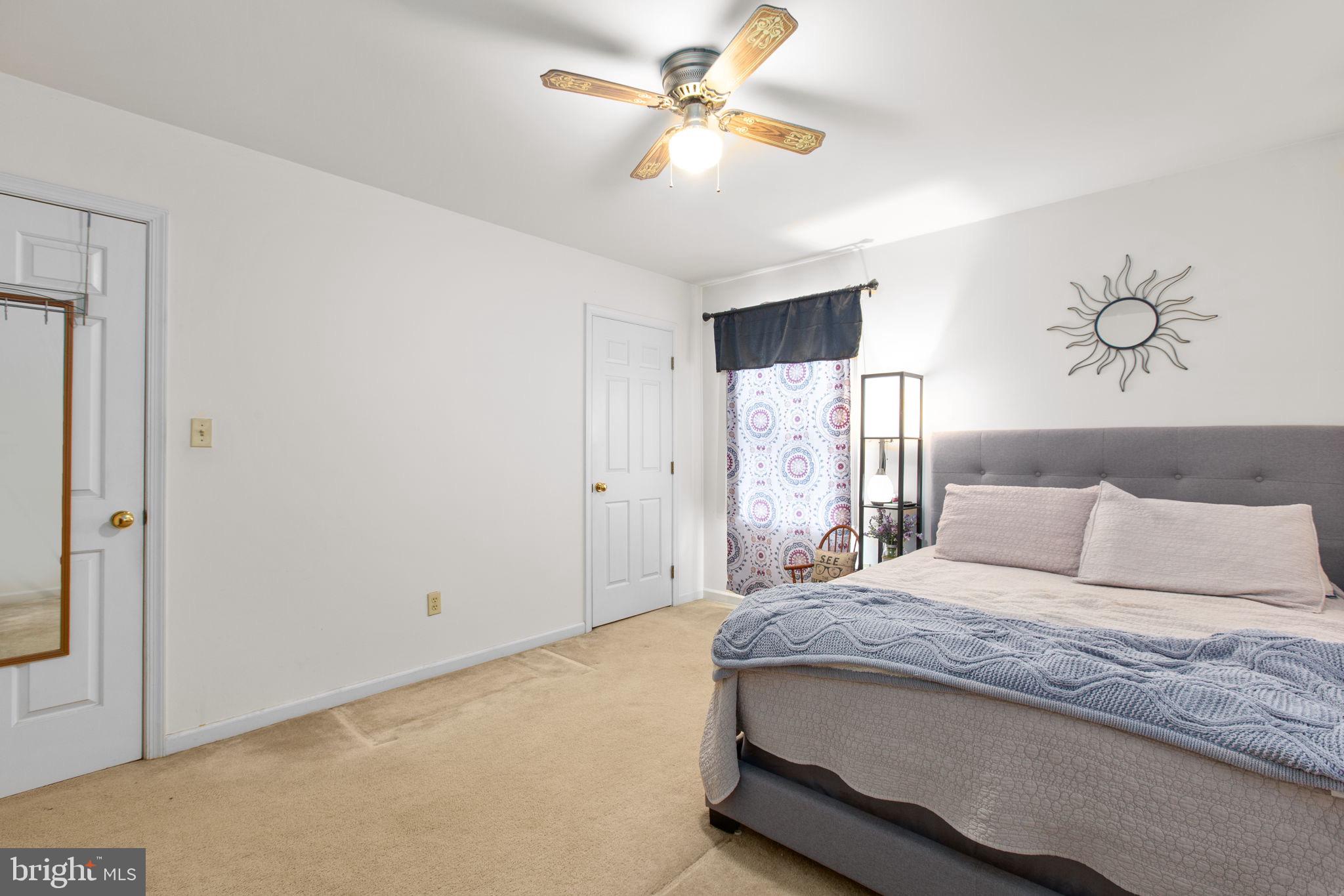 LEAVELLS CROSSING - Residential