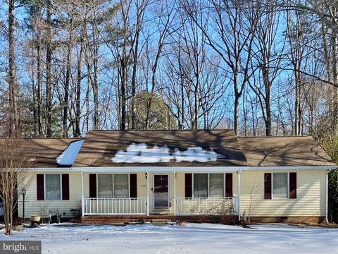 5504 LEAVELLS CROSSING DRIVE FREDERICKSBURG VA 22407