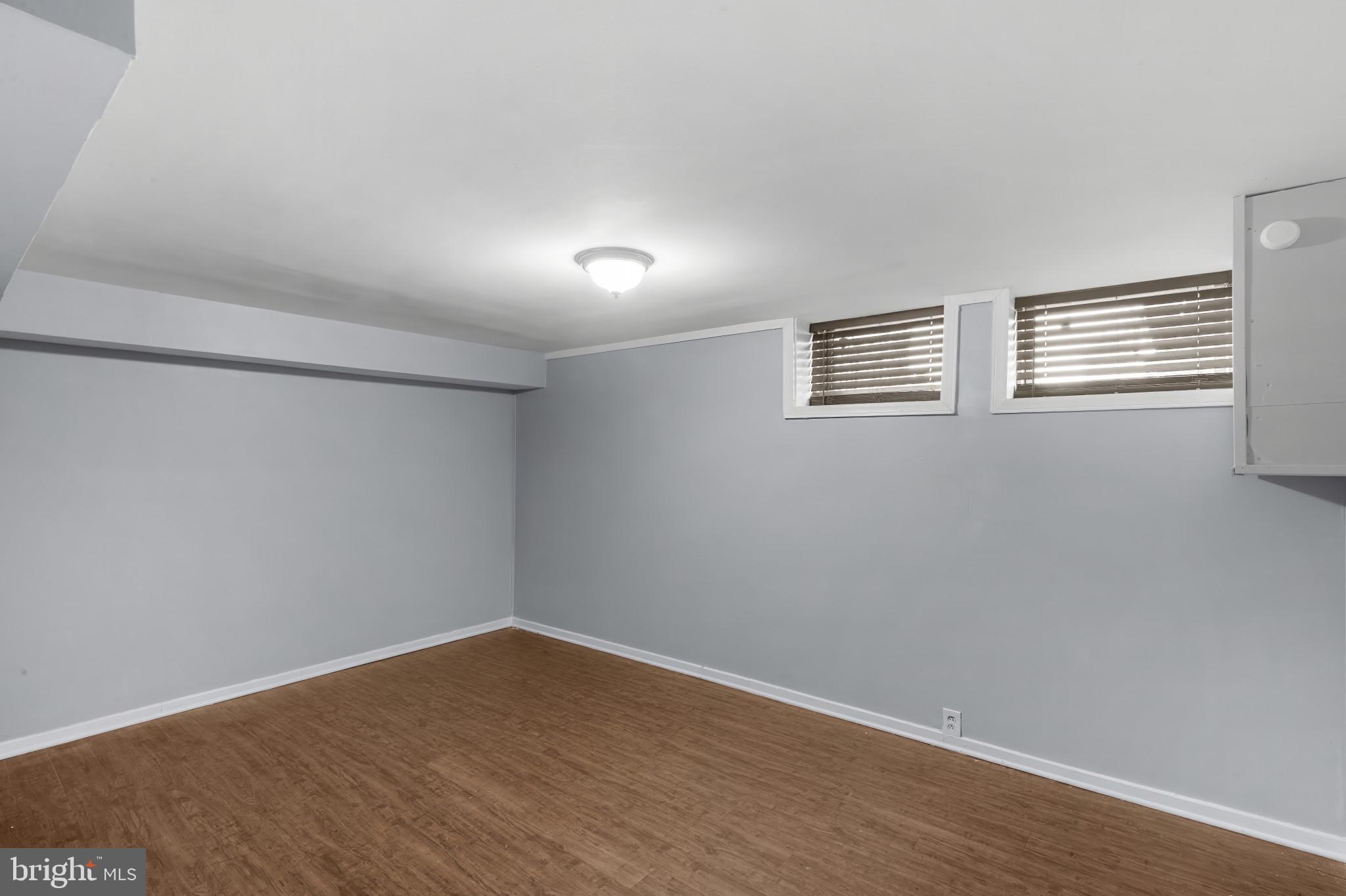 YALE HEIGHTS - Residential