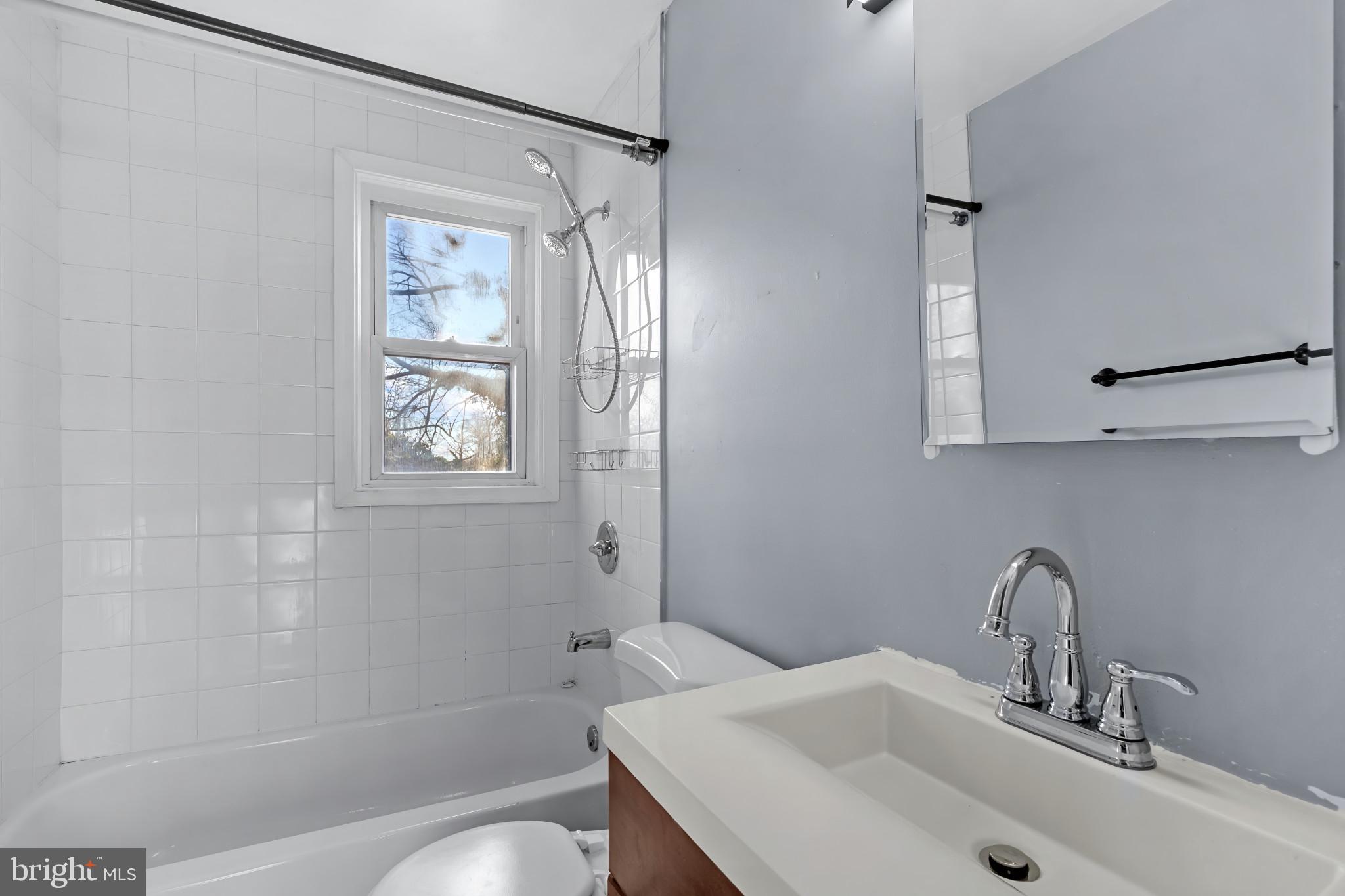 YALE HEIGHTS - Residential