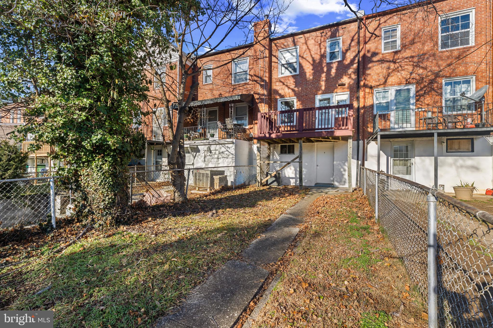 YALE HEIGHTS - Residential