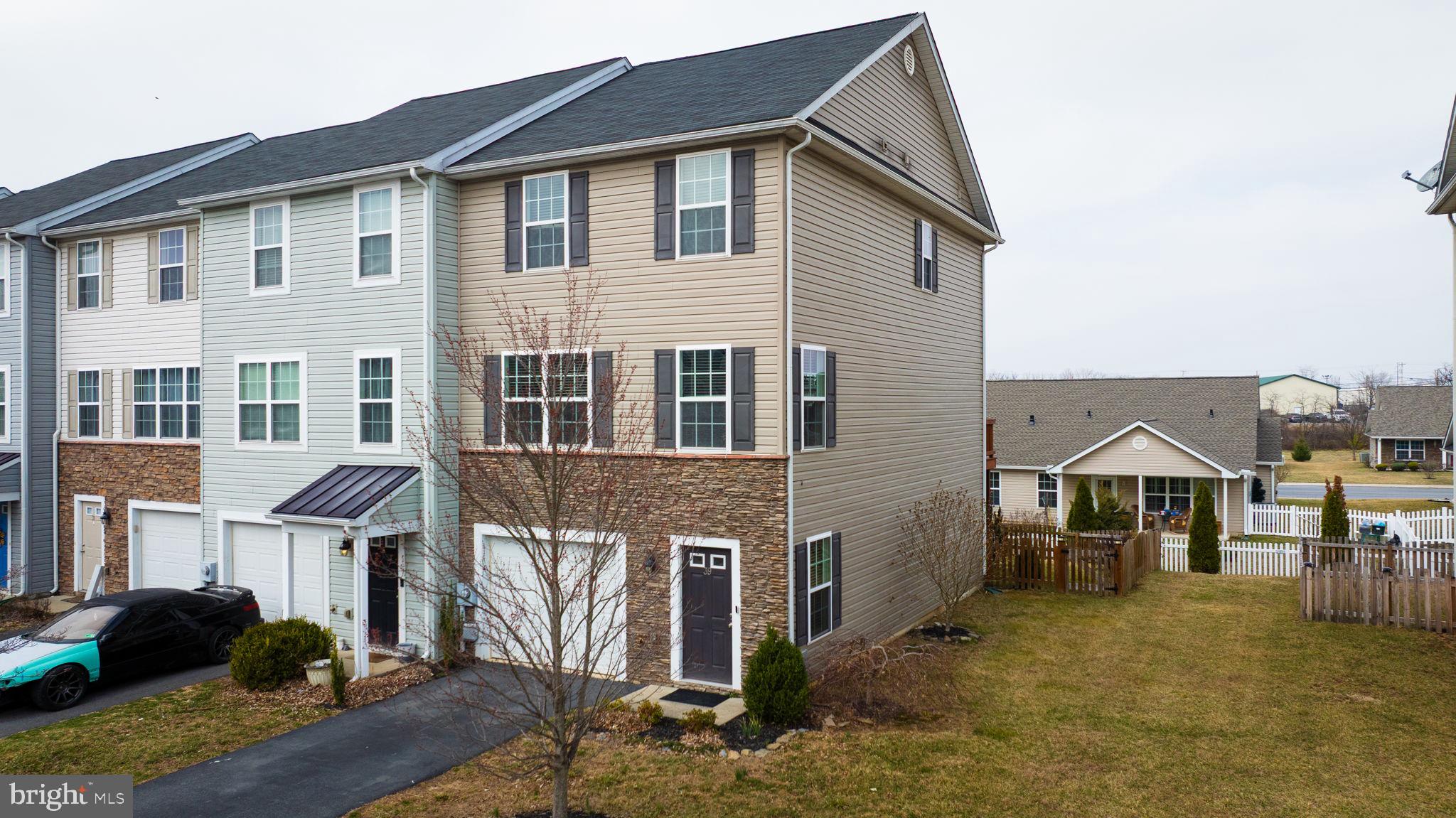 HAMMONDS MILL - Residential