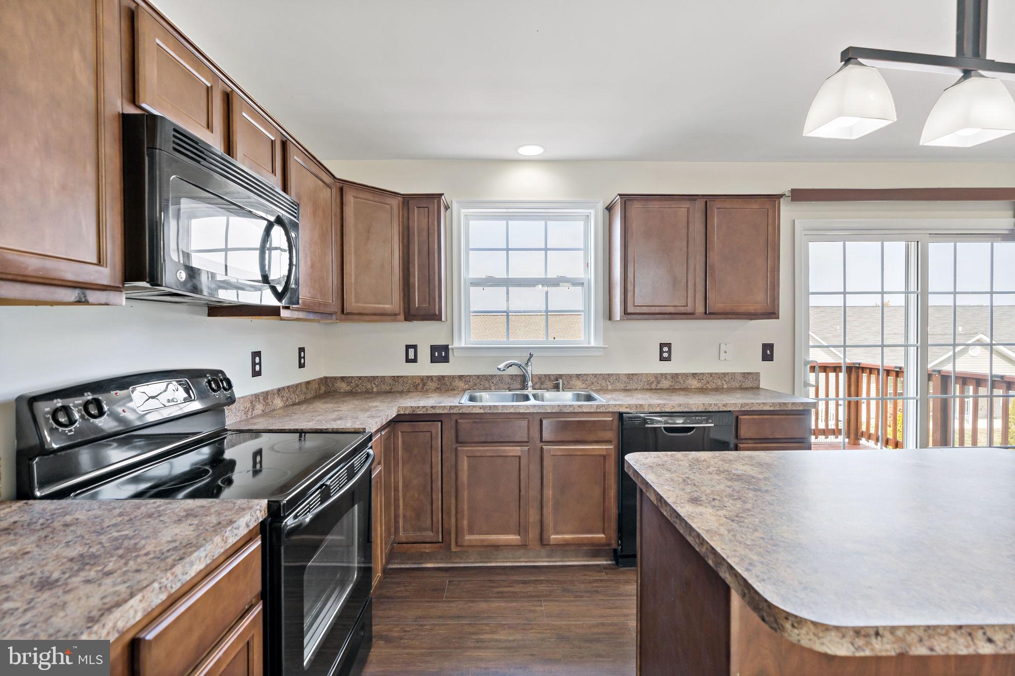 HAMMONDS MILL - Residential