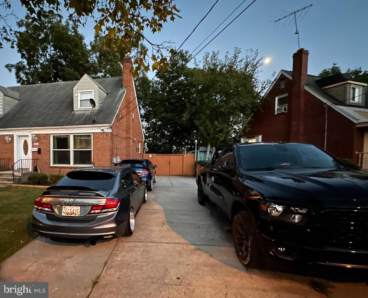 LEWISDALE - Residential Lease