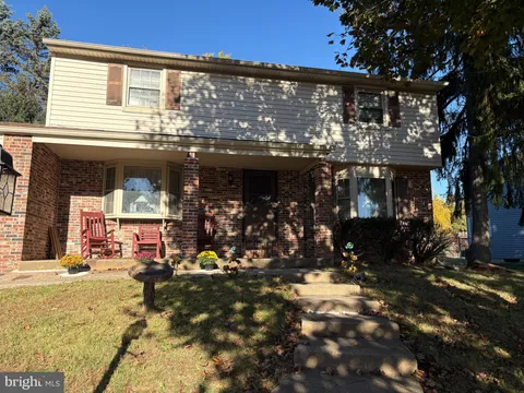 737 Lynwood Drive, Feasterville Trevose, PA MLS: PABU2107822