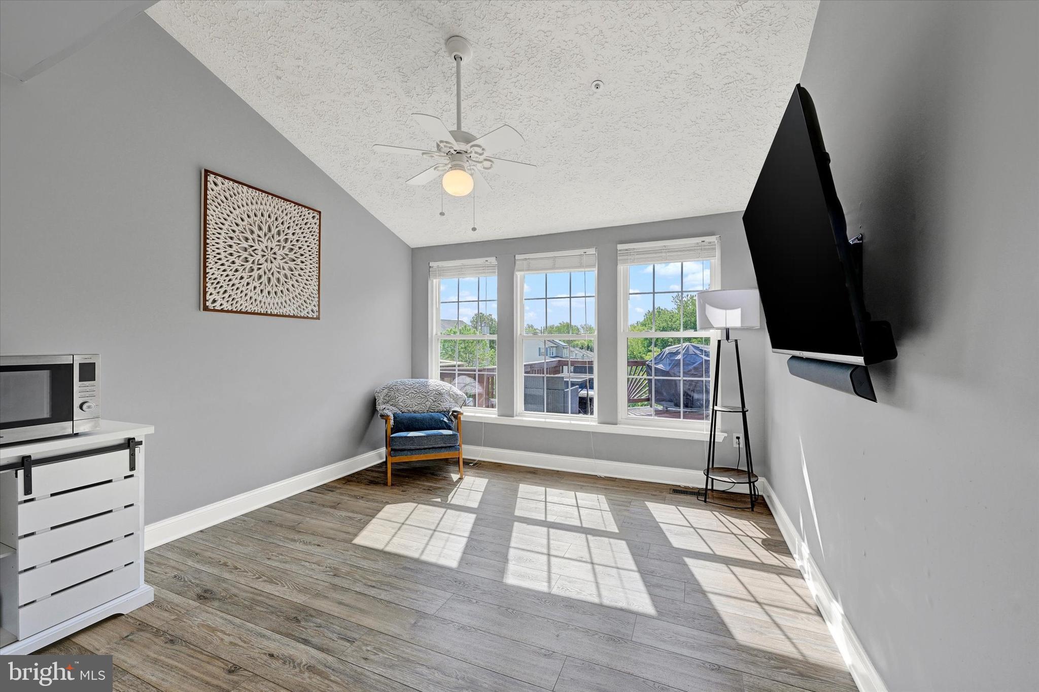 LOHR'S ORCHARD - Residential