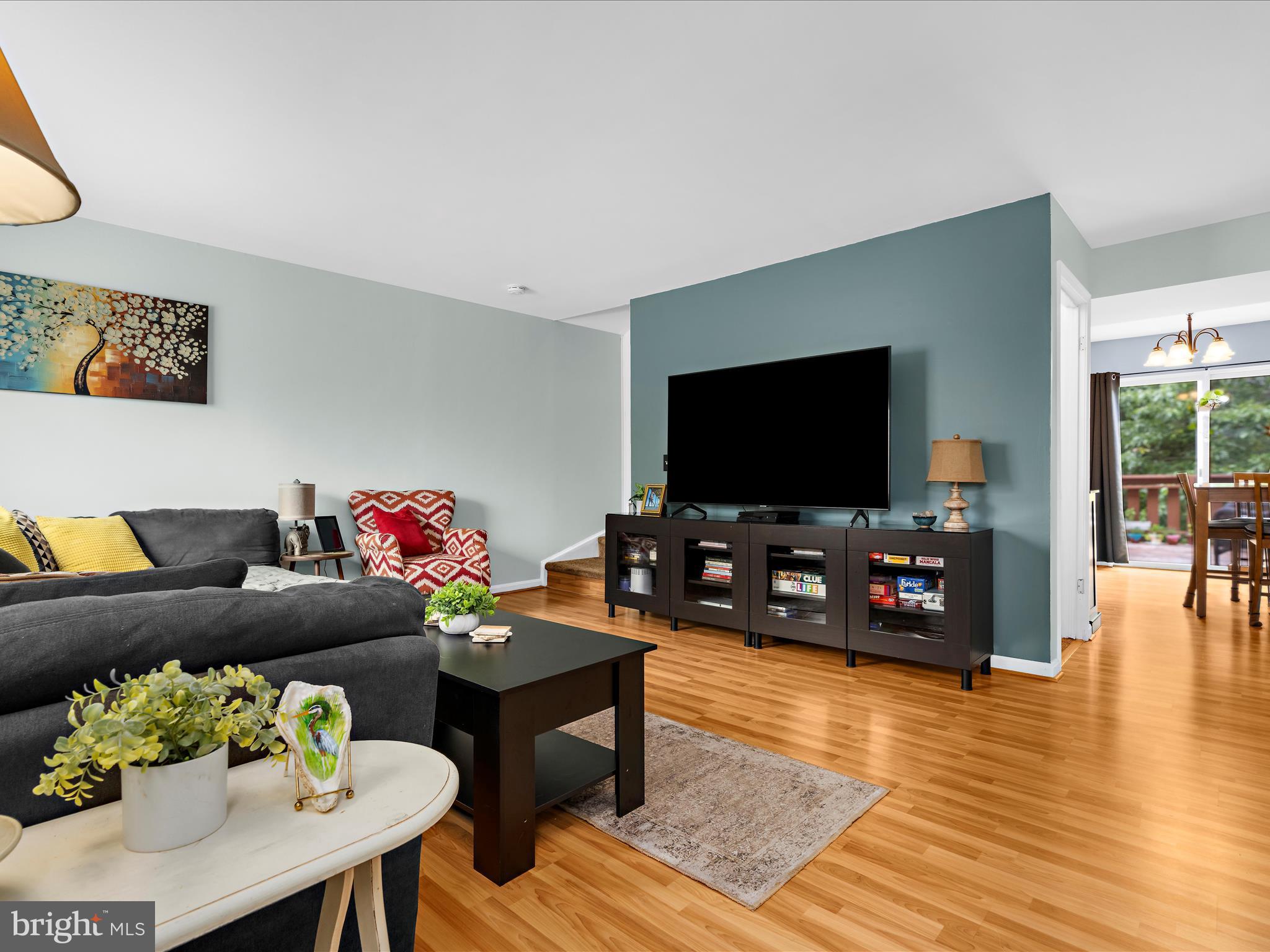 546 GREENBLADES COURT
