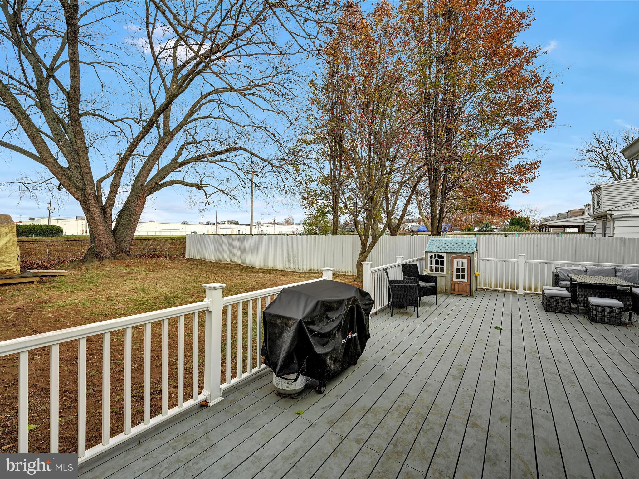 GLEN MOORE CIRCLE - Residential