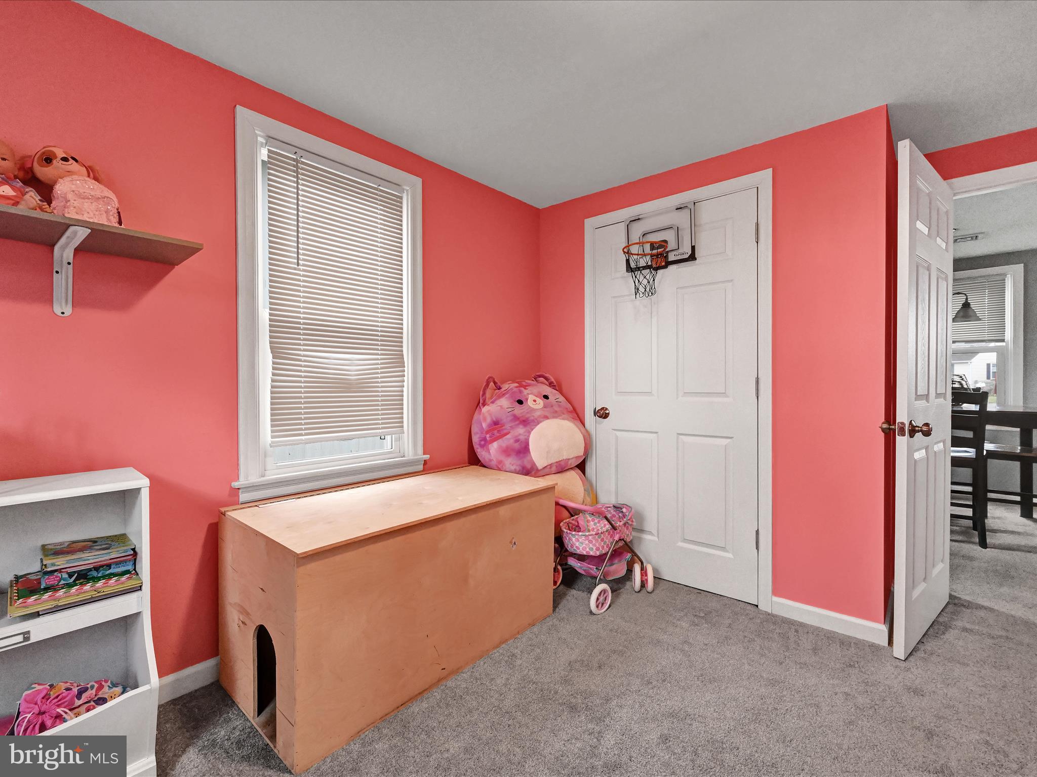 GLEN MOORE CIRCLE - Residential