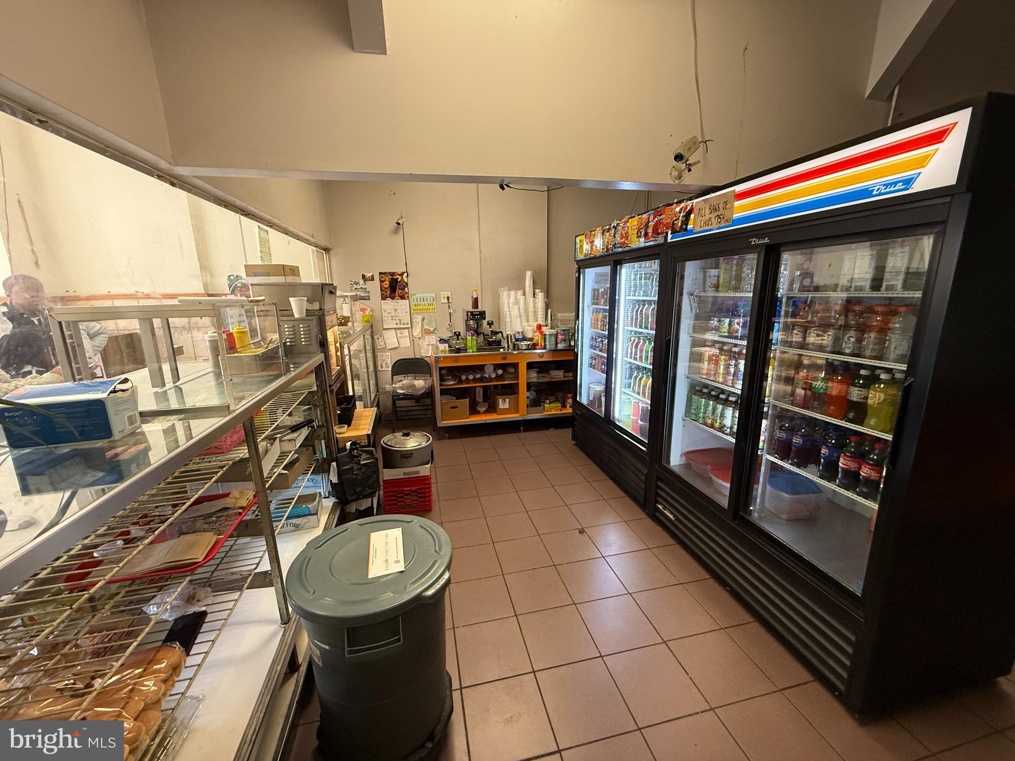 GERMANTOWN (EAST) - Commercial Sale