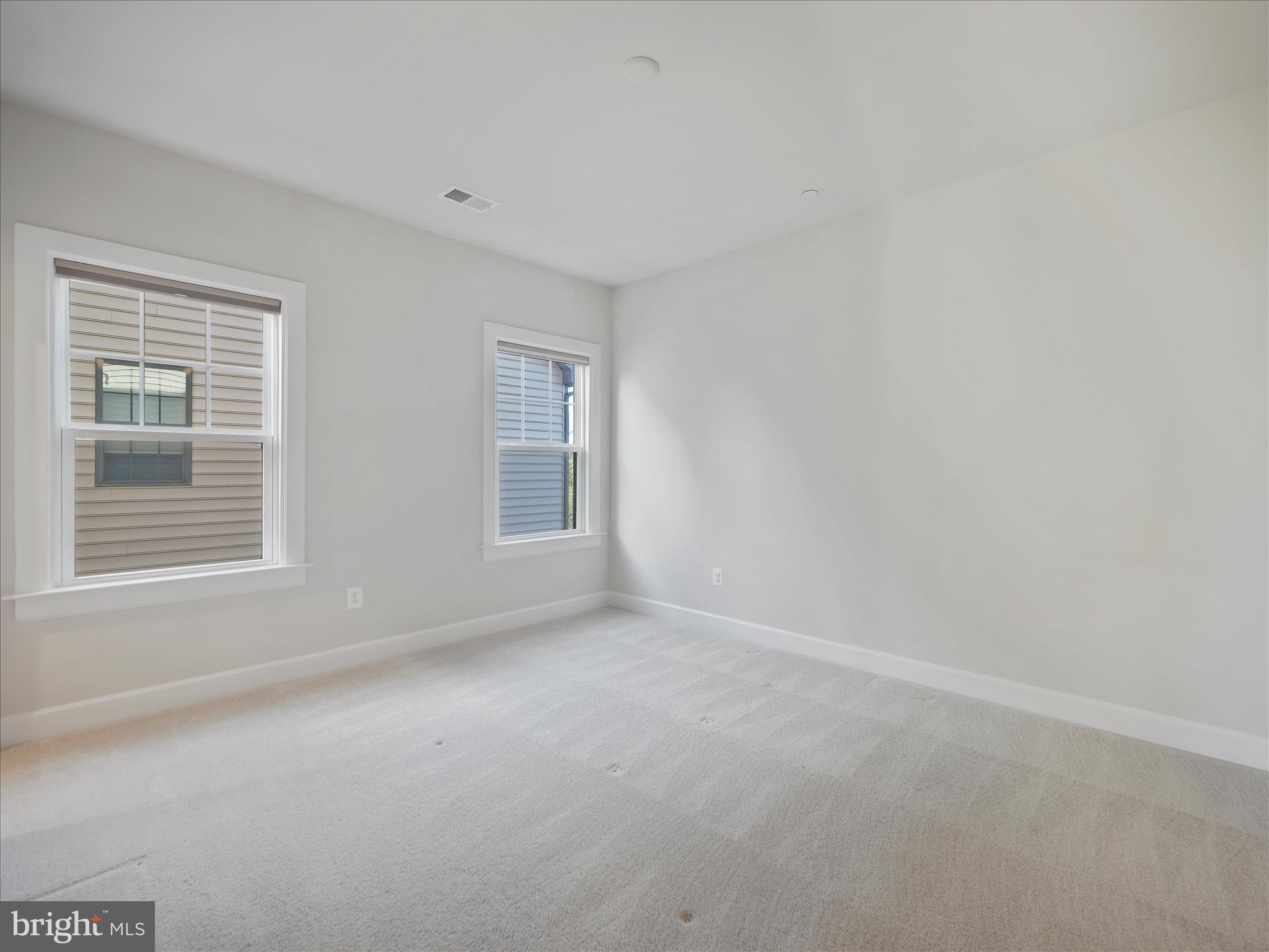 LAKE LINGANORE OAKDALE - Residential