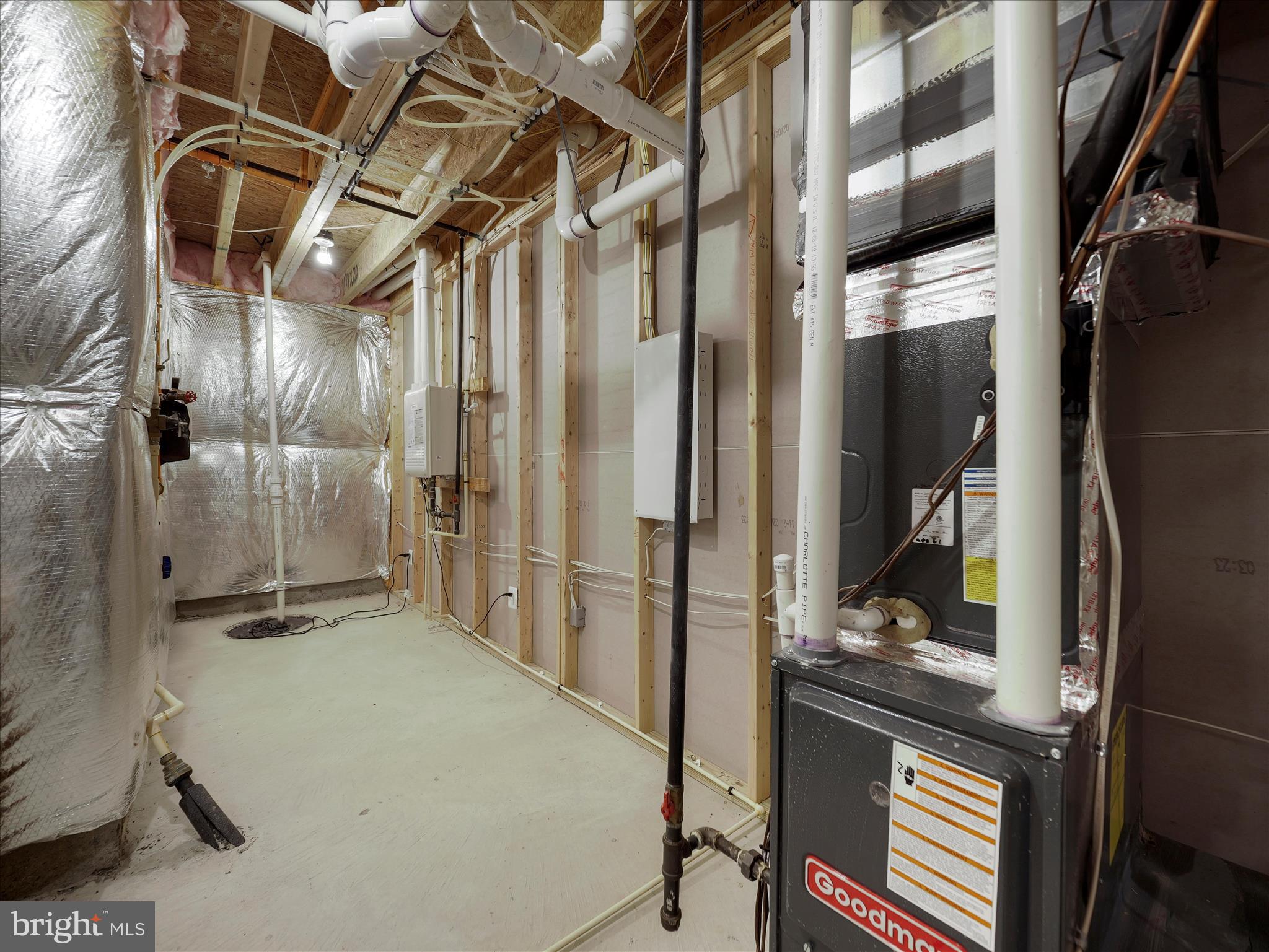 LAKE LINGANORE OAKDALE - Residential