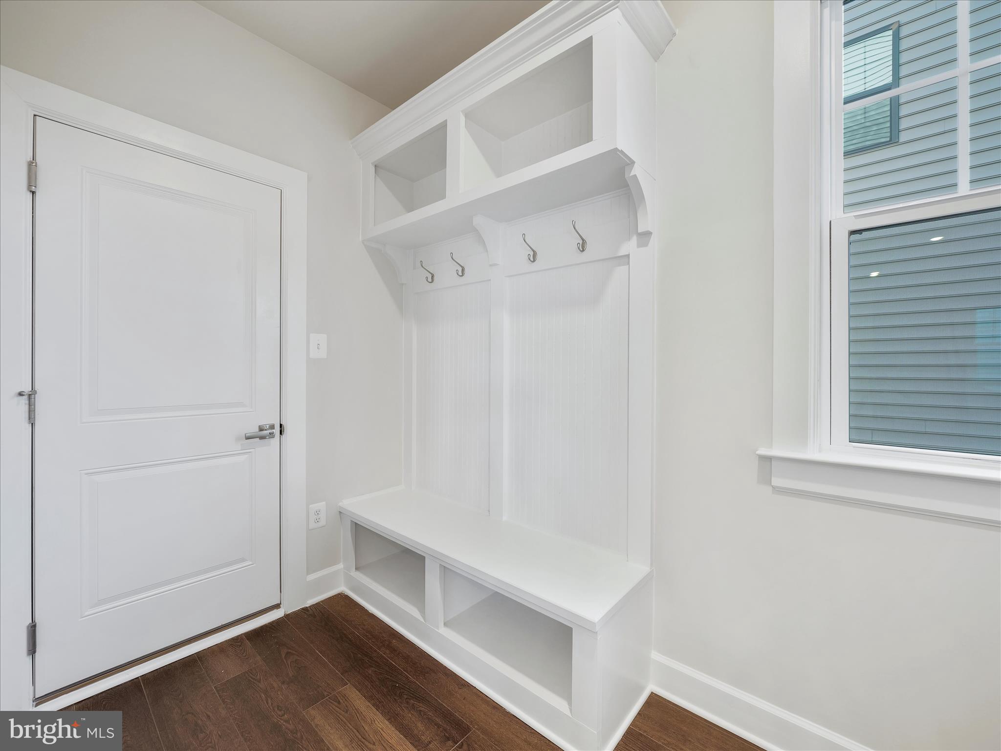 LAKE LINGANORE OAKDALE - Residential