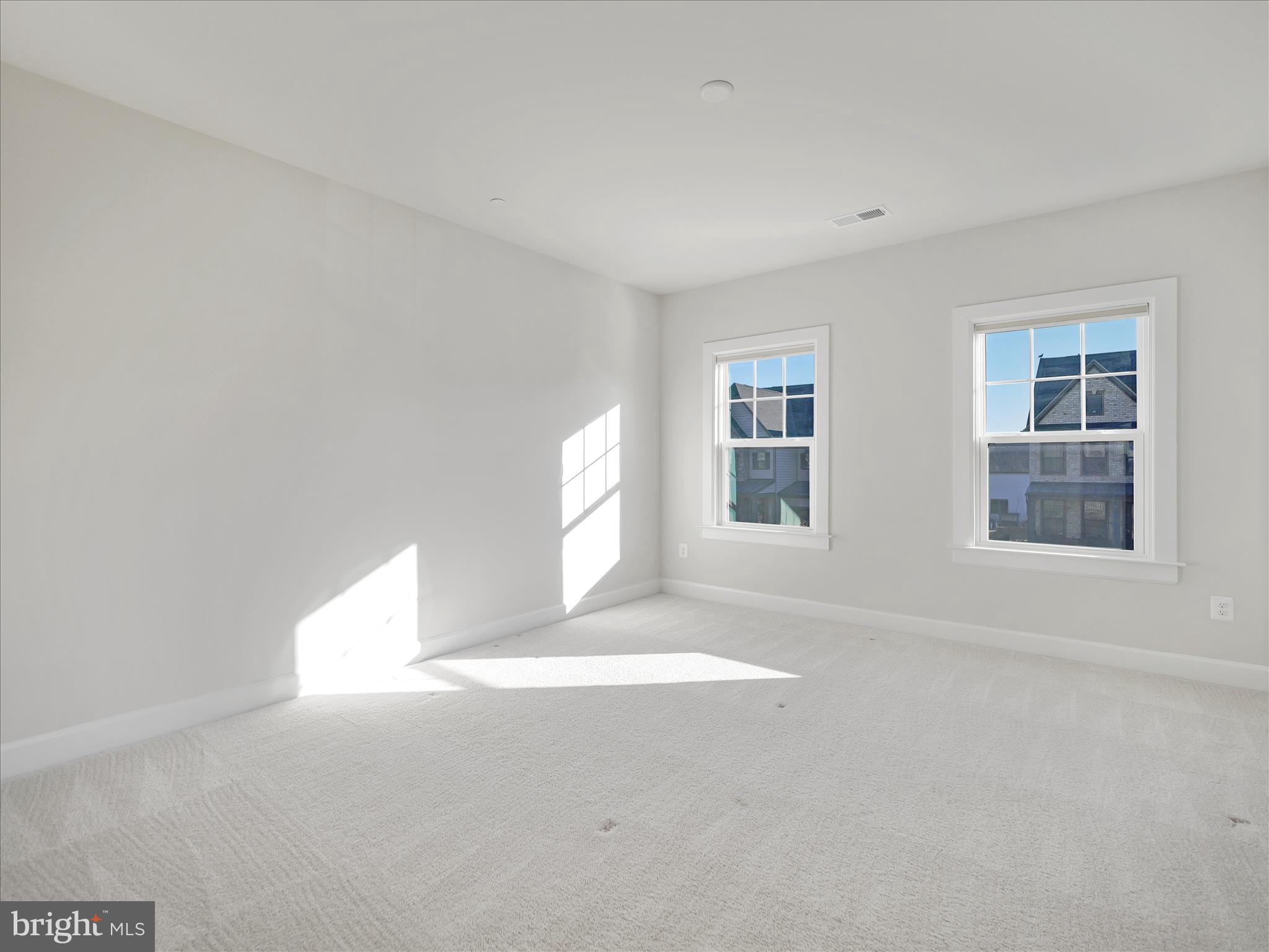 LAKE LINGANORE OAKDALE - Residential