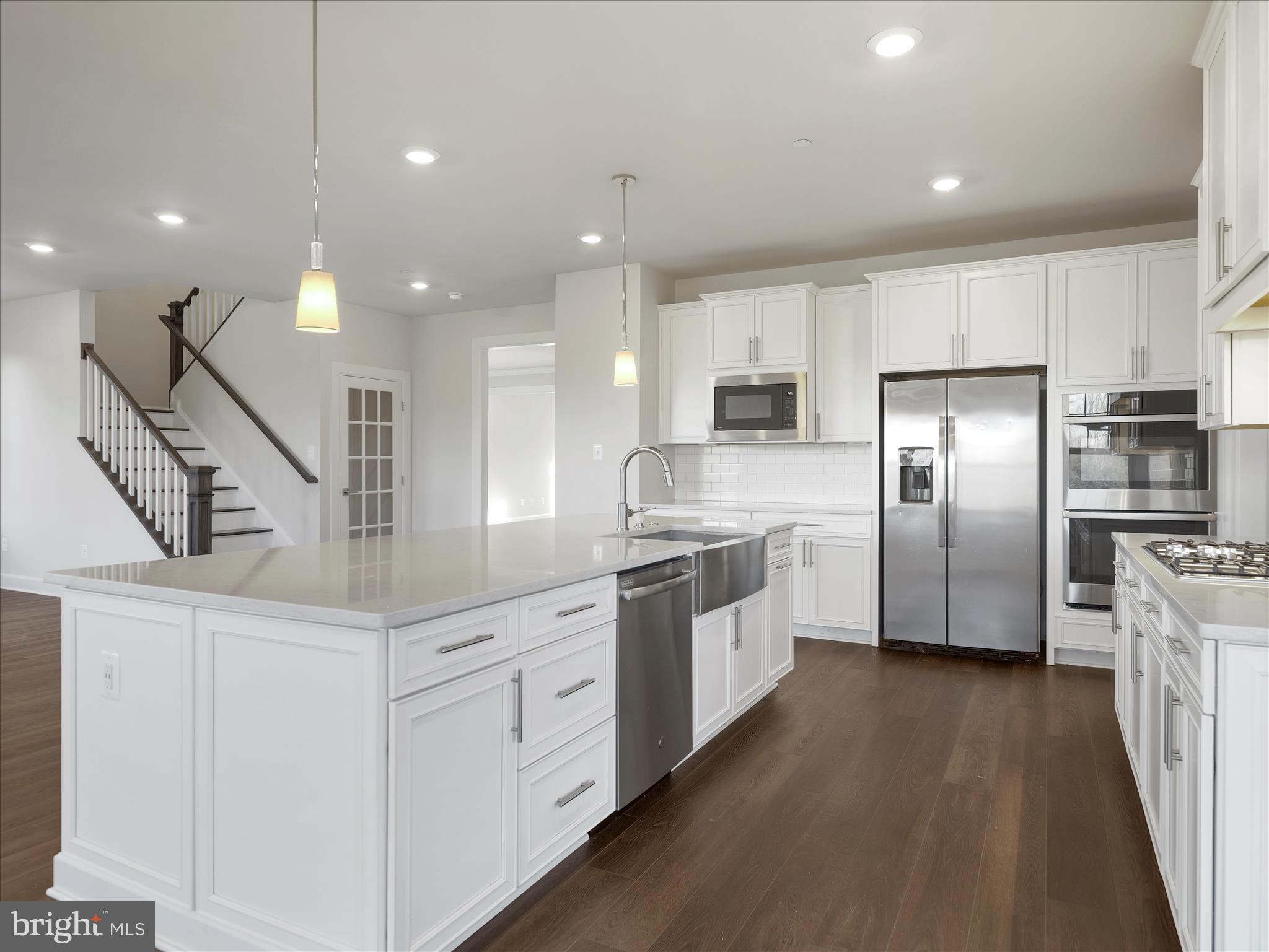 LAKE LINGANORE OAKDALE - Residential