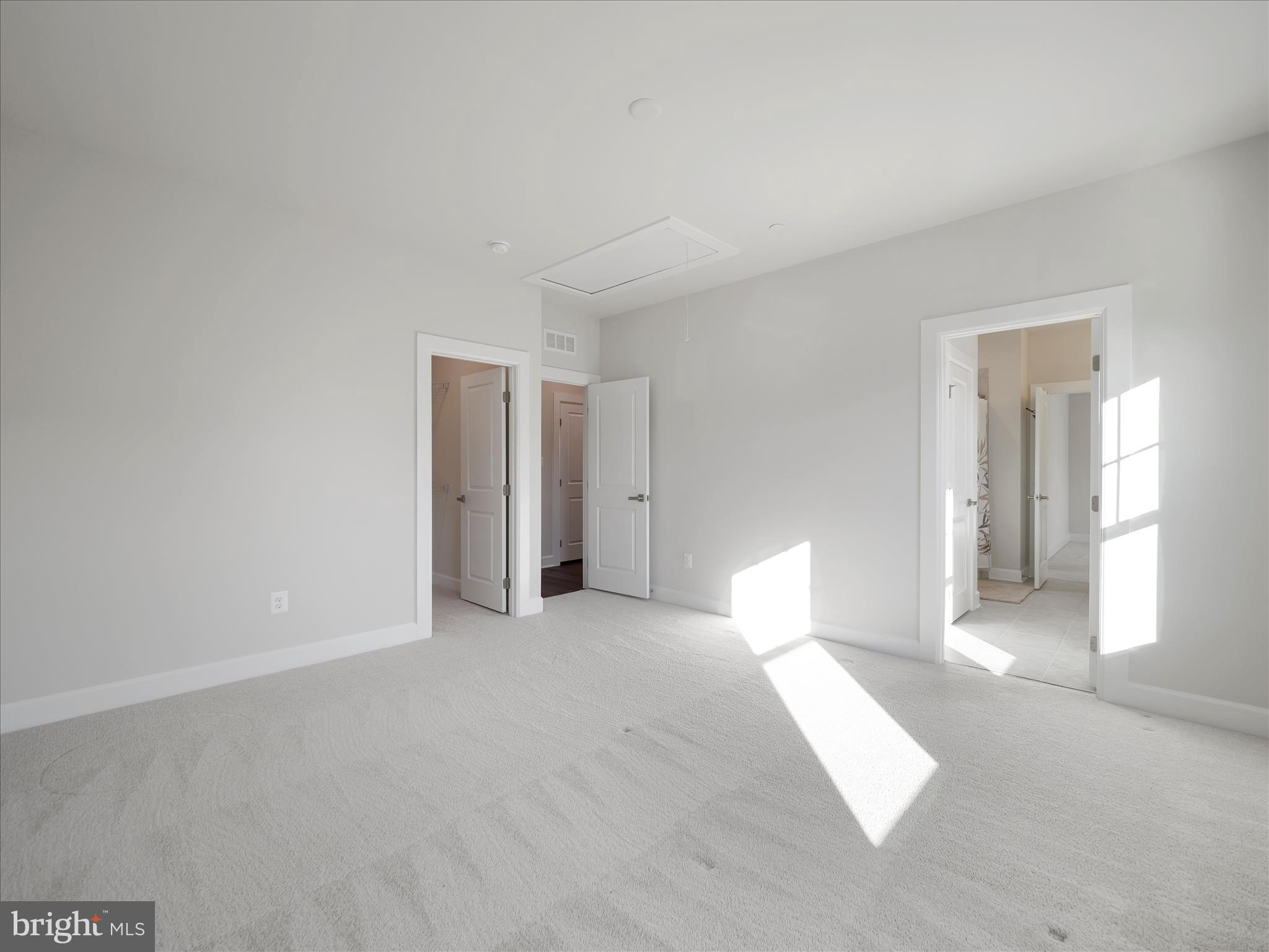 LAKE LINGANORE OAKDALE - Residential