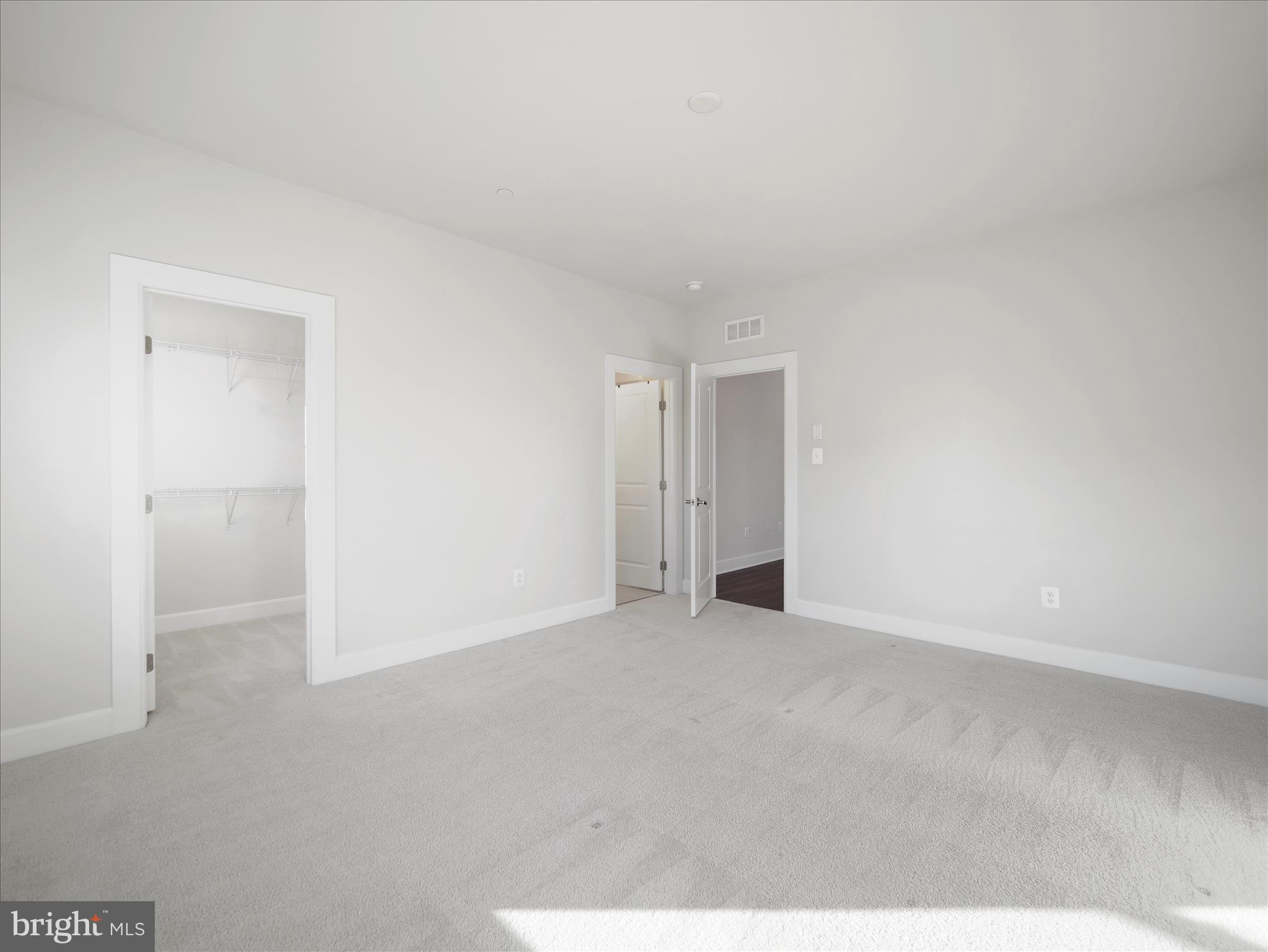 LAKE LINGANORE OAKDALE - Residential