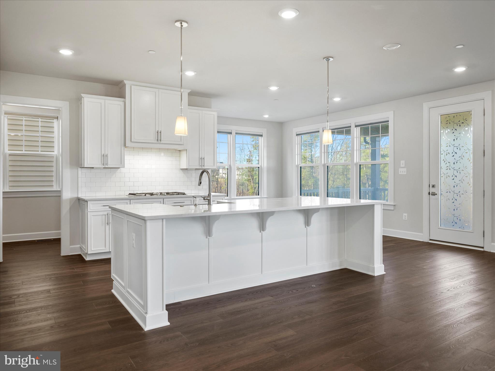 LAKE LINGANORE OAKDALE - Residential