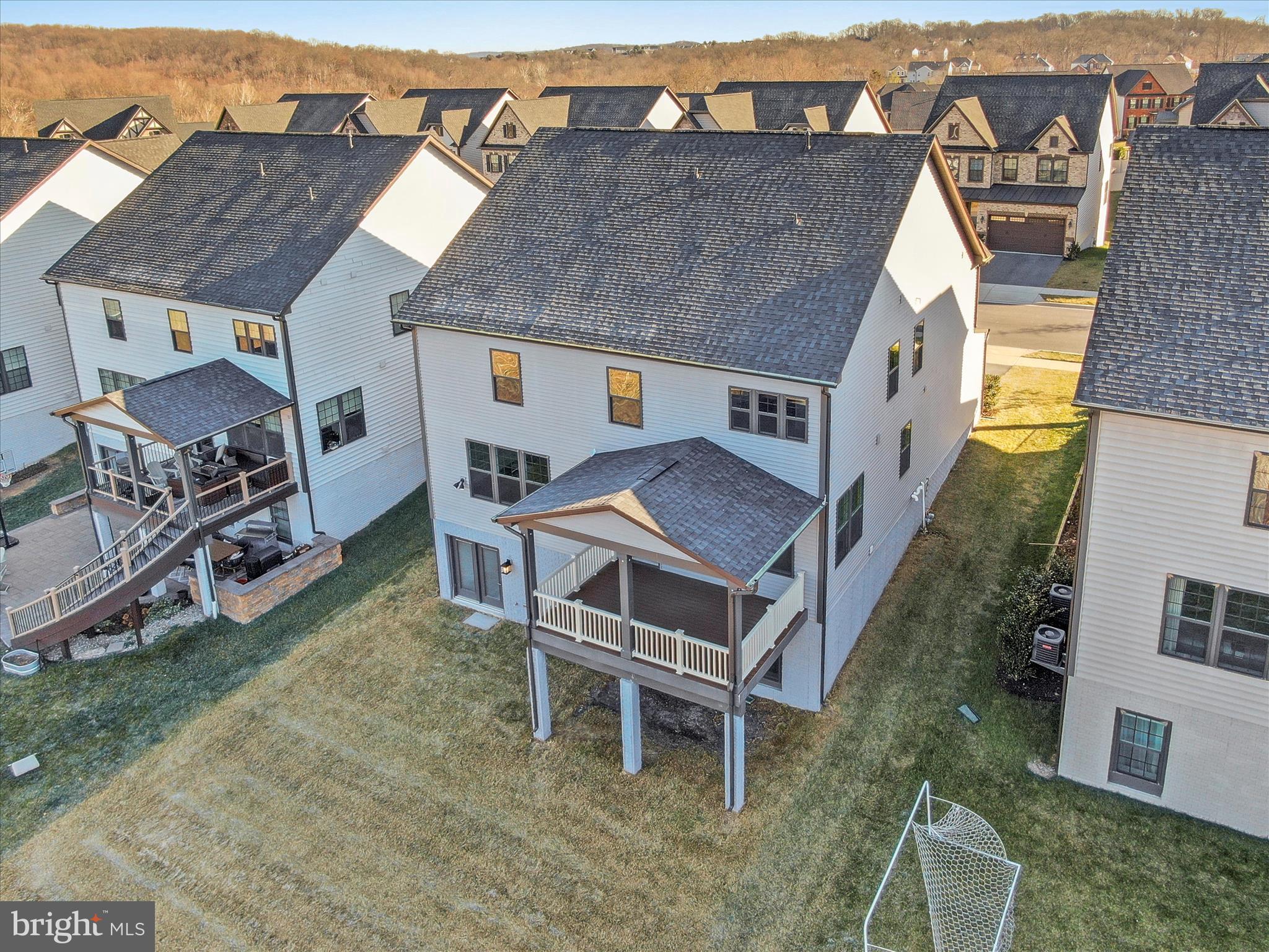 LAKE LINGANORE OAKDALE - Residential