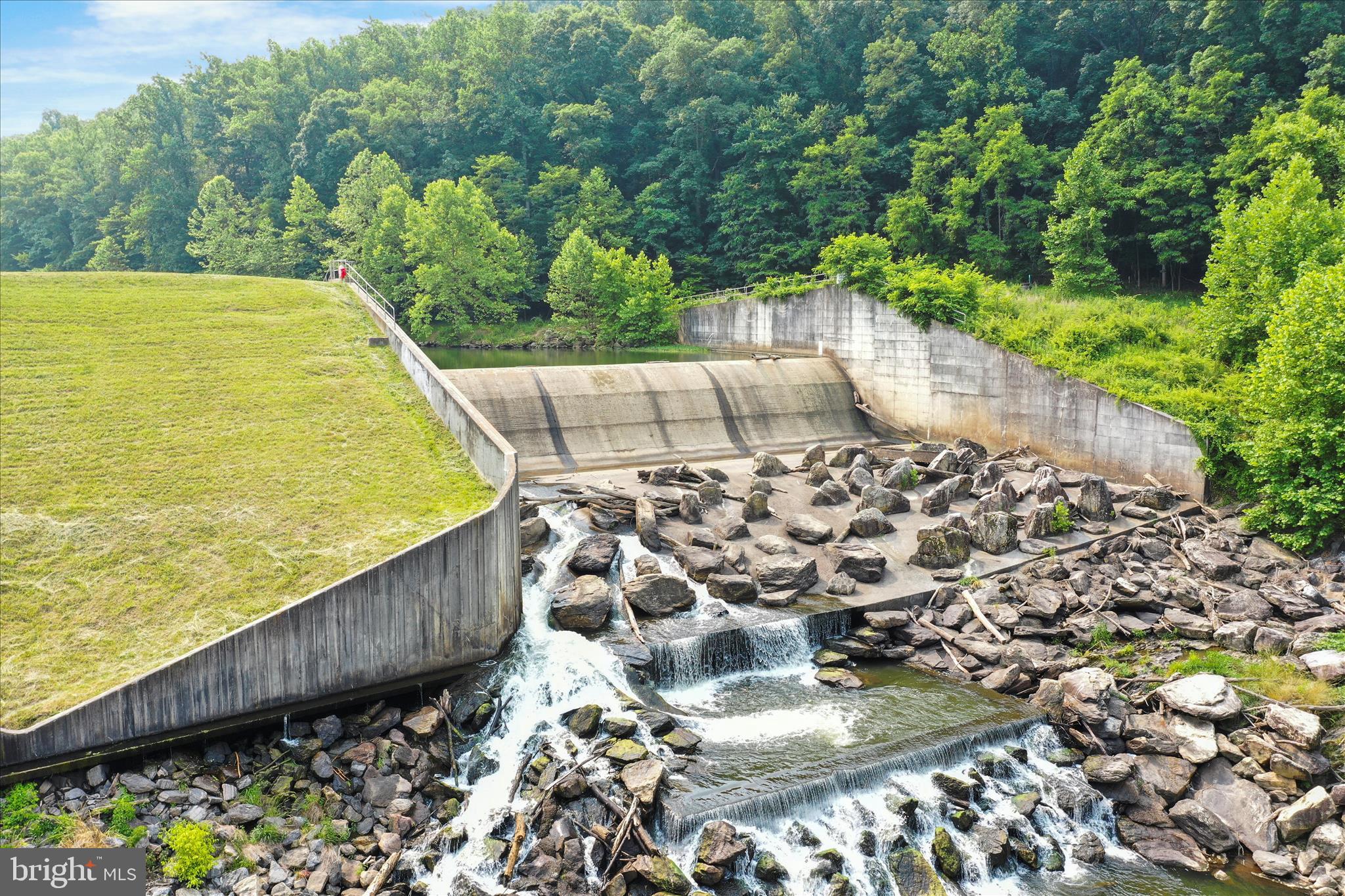 LAKE LINGANORE OAKDALE - Residential