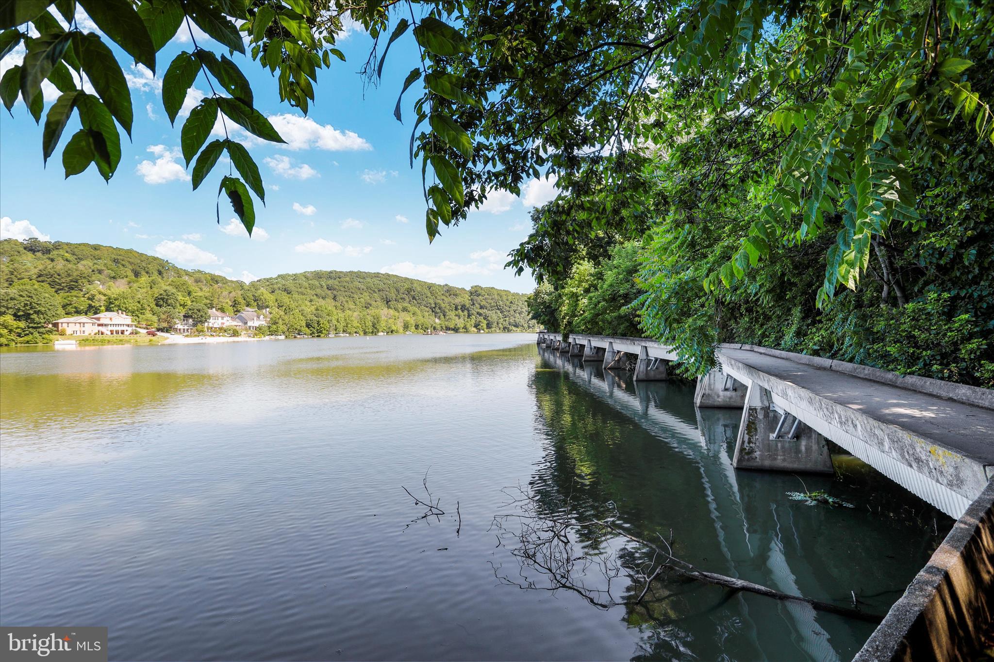 LAKE LINGANORE OAKDALE - Residential