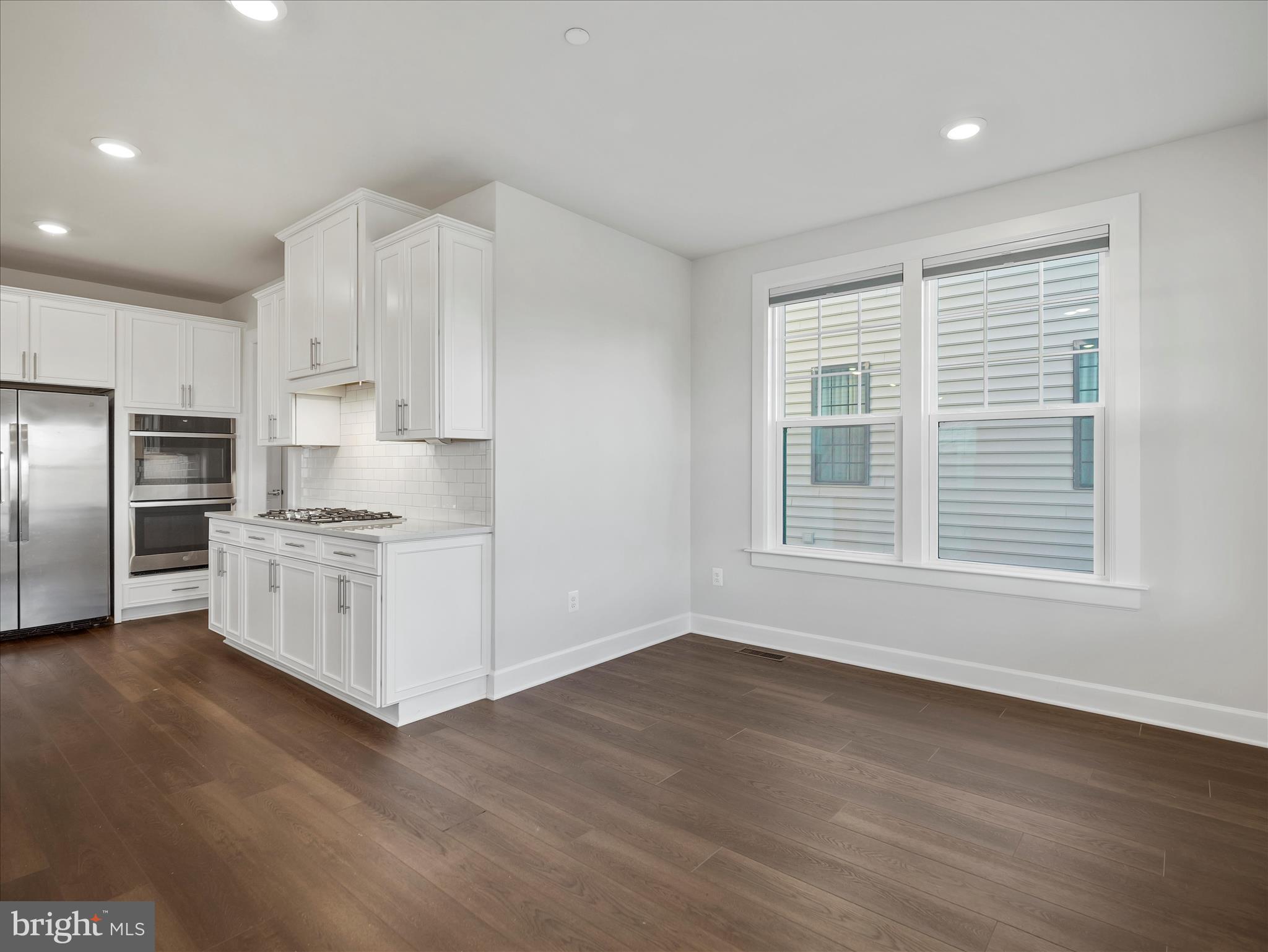 LAKE LINGANORE OAKDALE - Residential