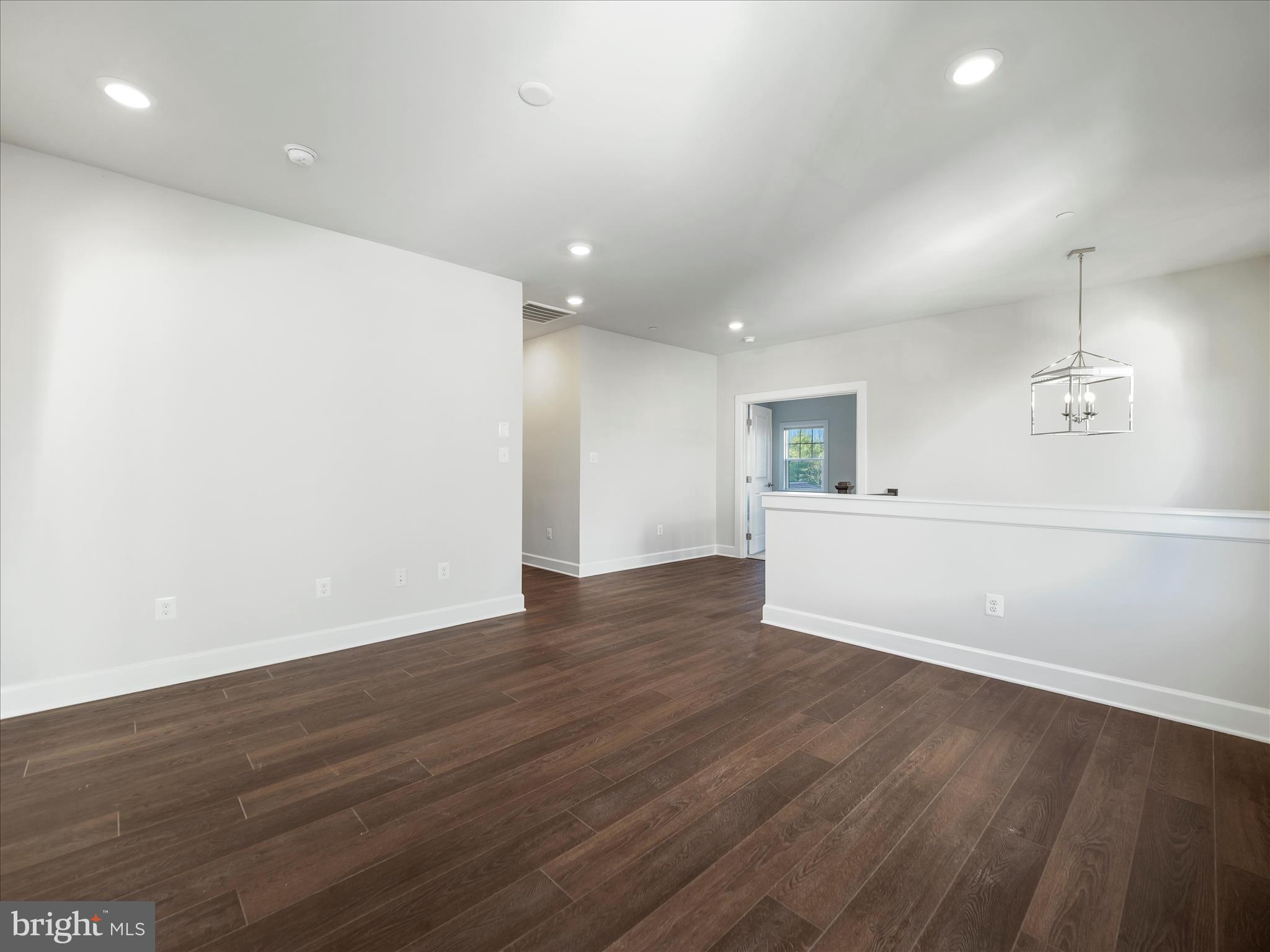 LAKE LINGANORE OAKDALE - Residential