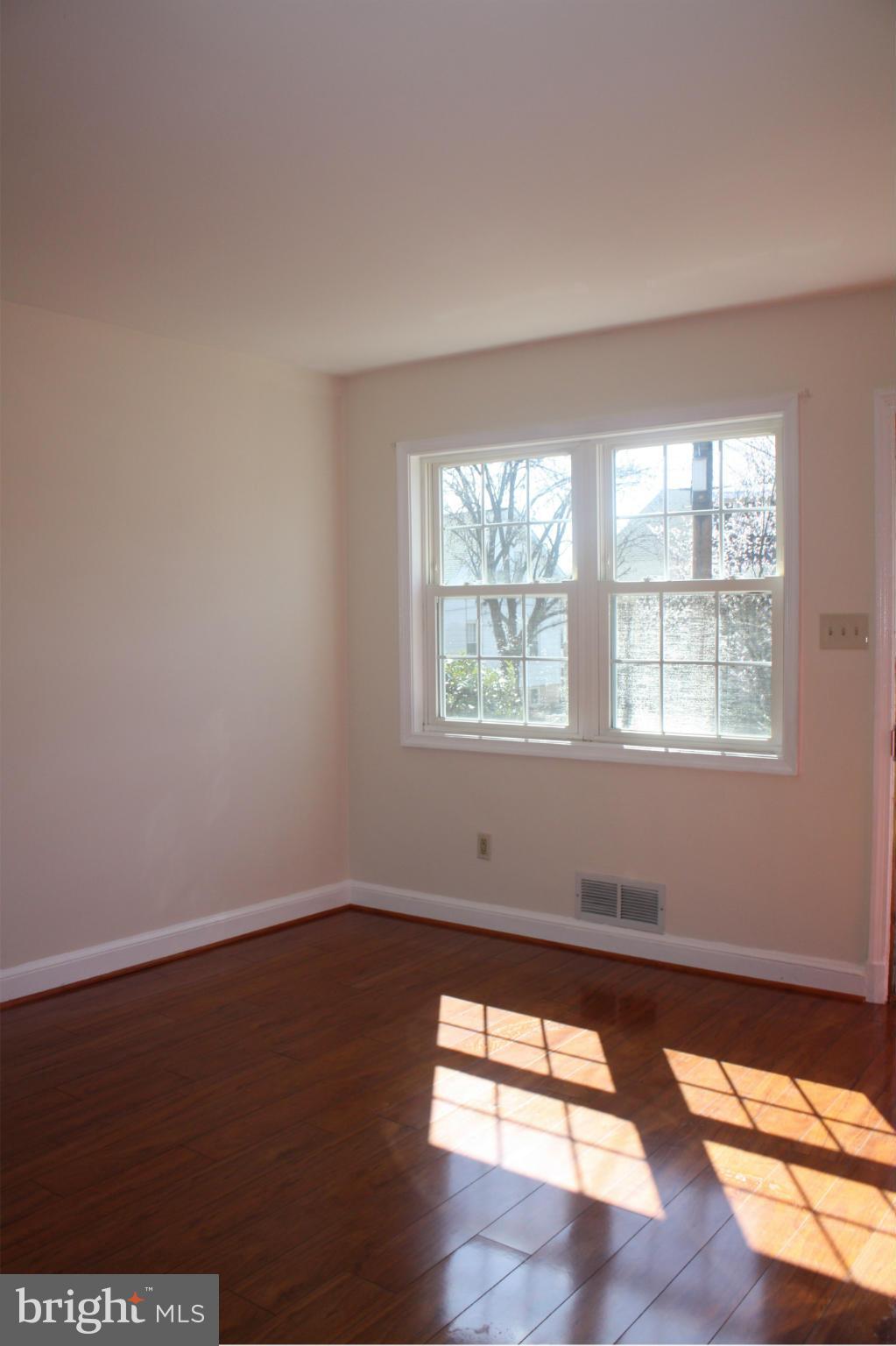 ST ELMO - Residential Lease