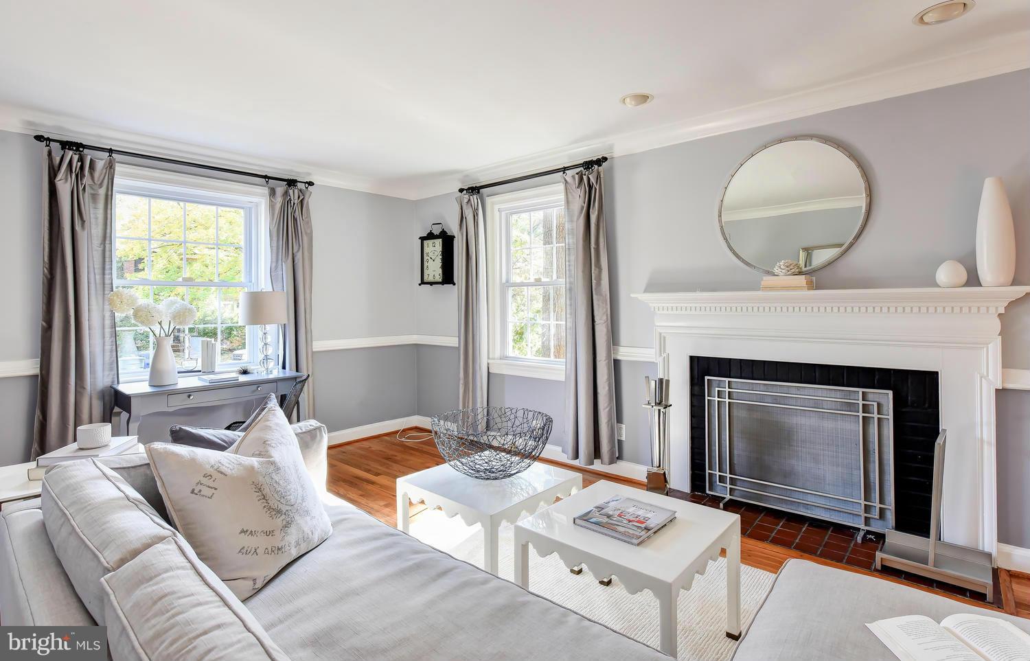 JEFFERSON PARK - Residential