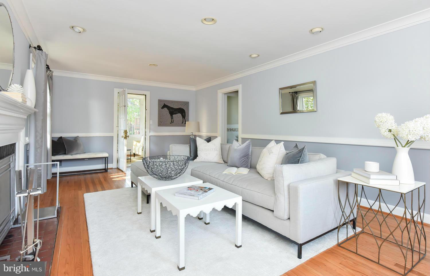 JEFFERSON PARK - Residential